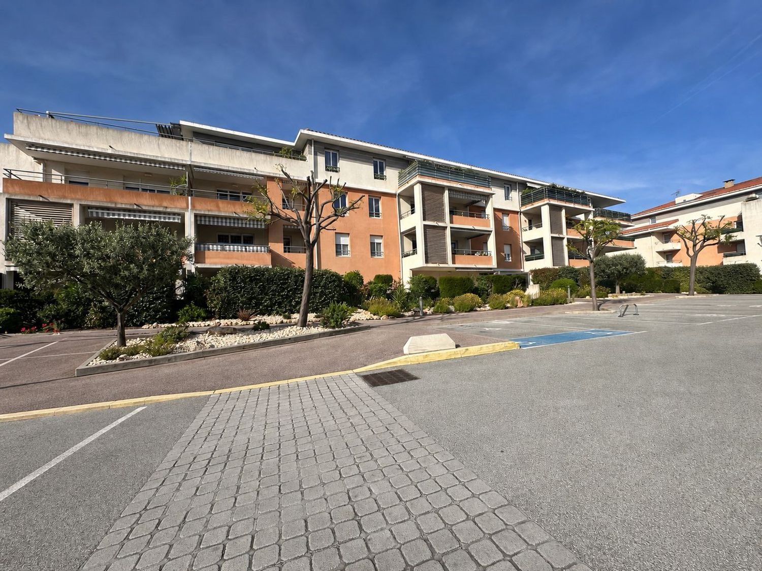 Appartement à vendre, 75m², Saint-Raphaël