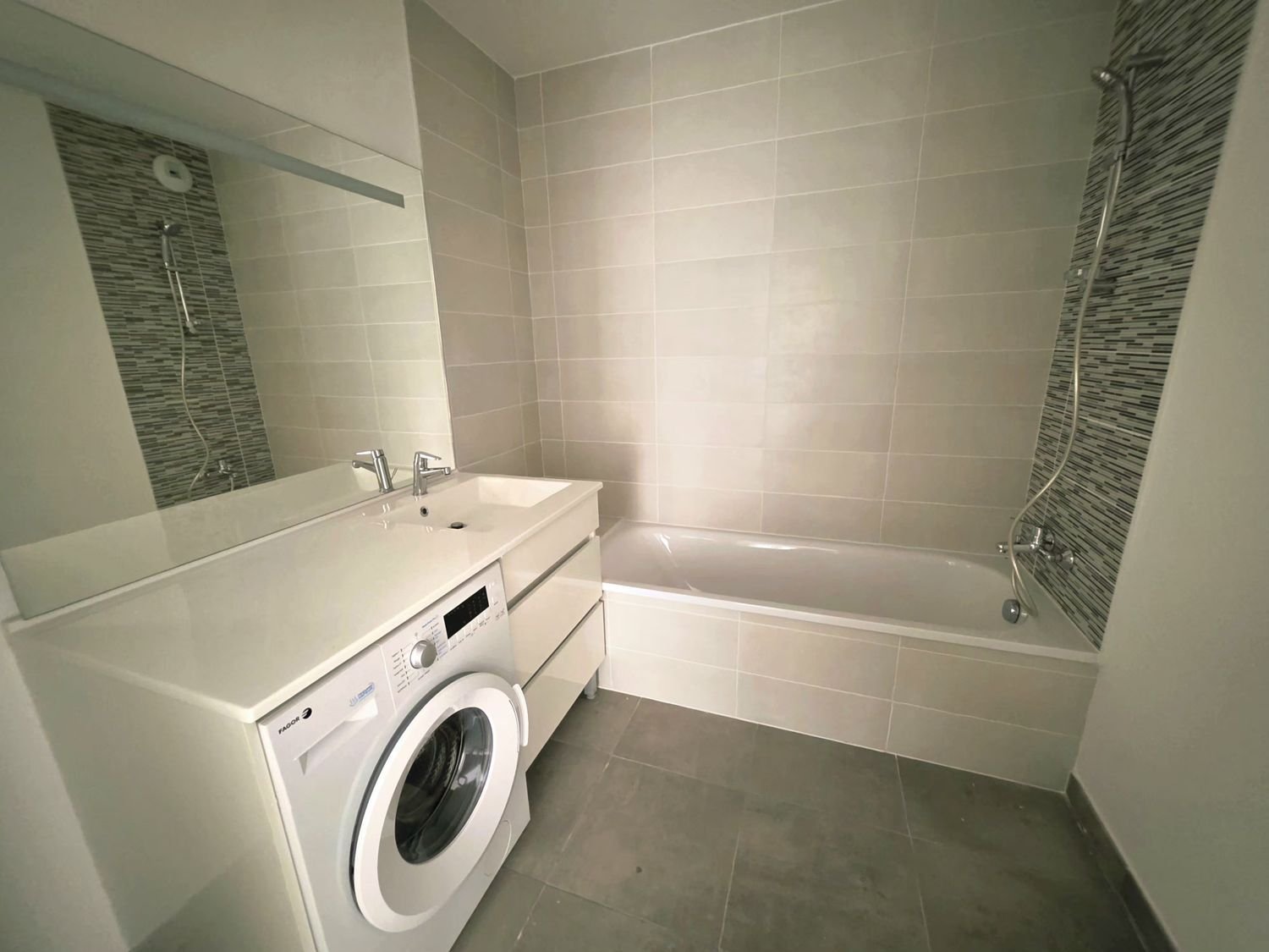 Appartement à vendre, 65m², Cluses