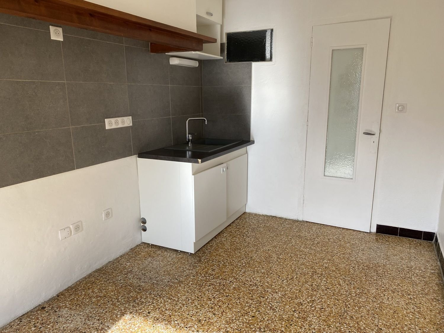 Appartement à louer, 66m², Ruoms
