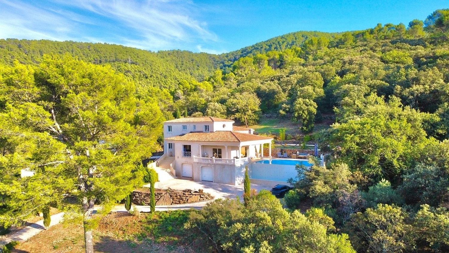Maison à vendre, 242m², Solliès-Toucas
