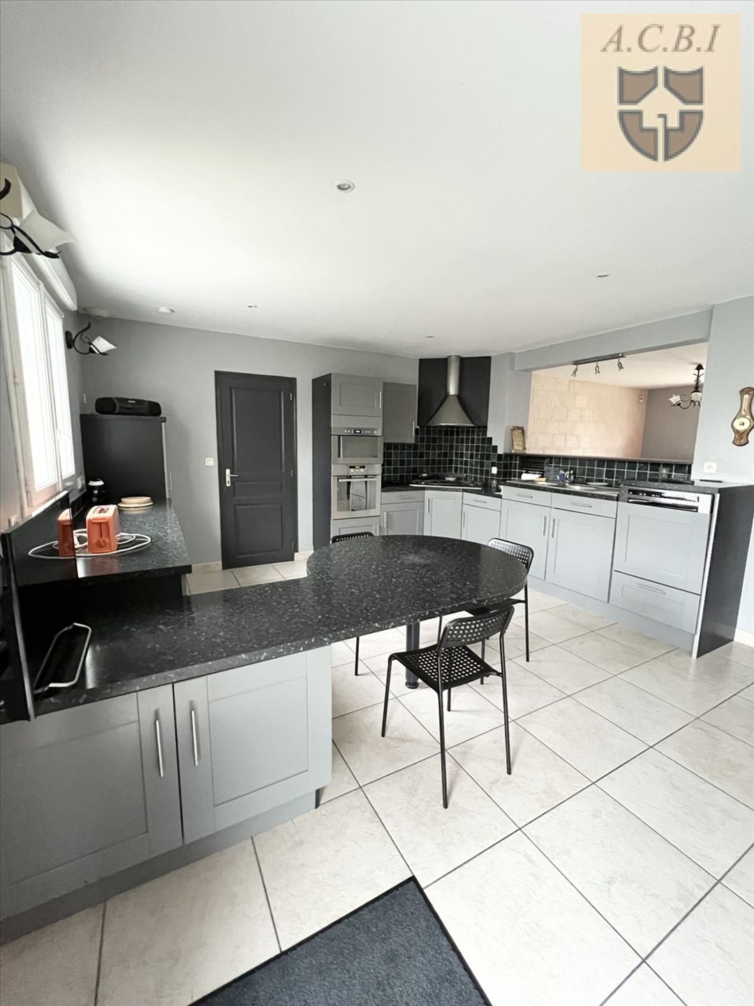 Maison à vendre, 141m², Oucques