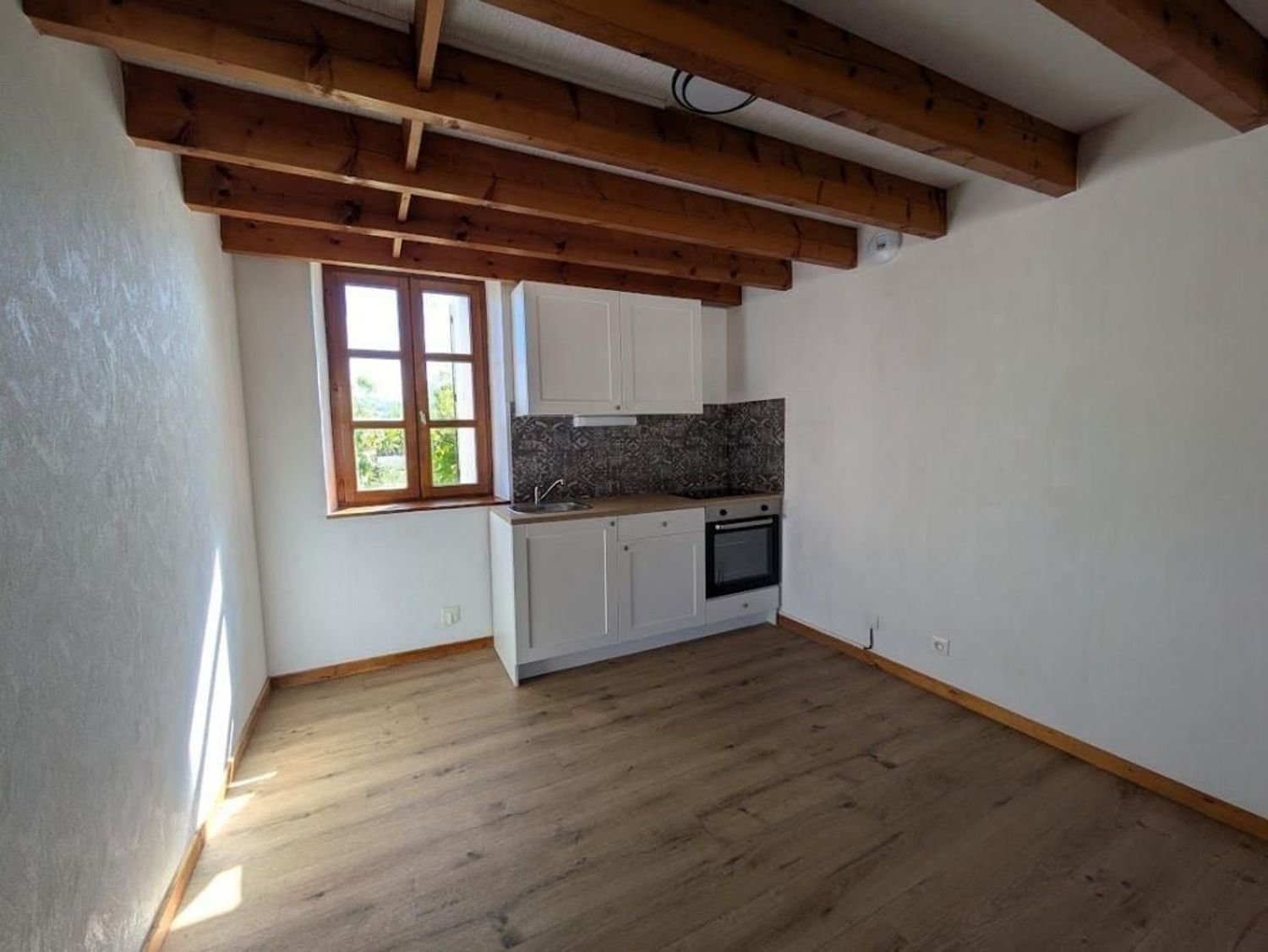 Appartement à louer, 49m², Anneyron