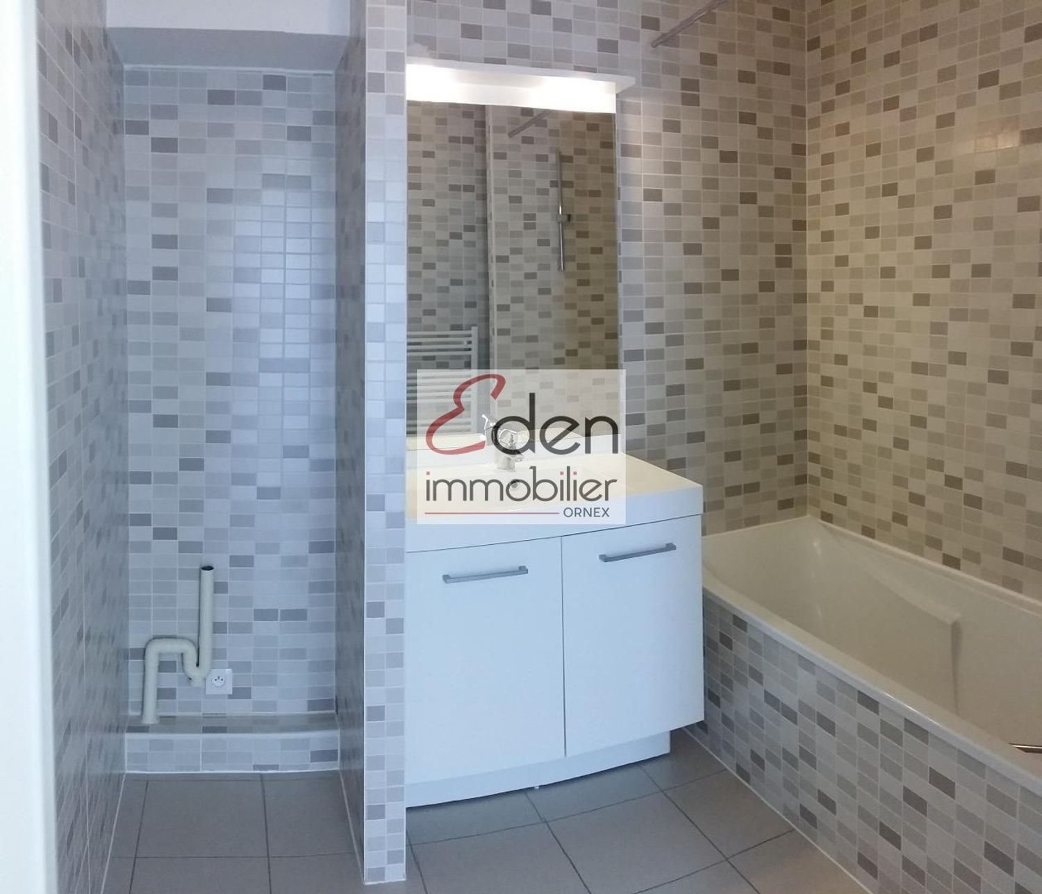 Appartement à louer, 45m², Prévessin-Moëns
