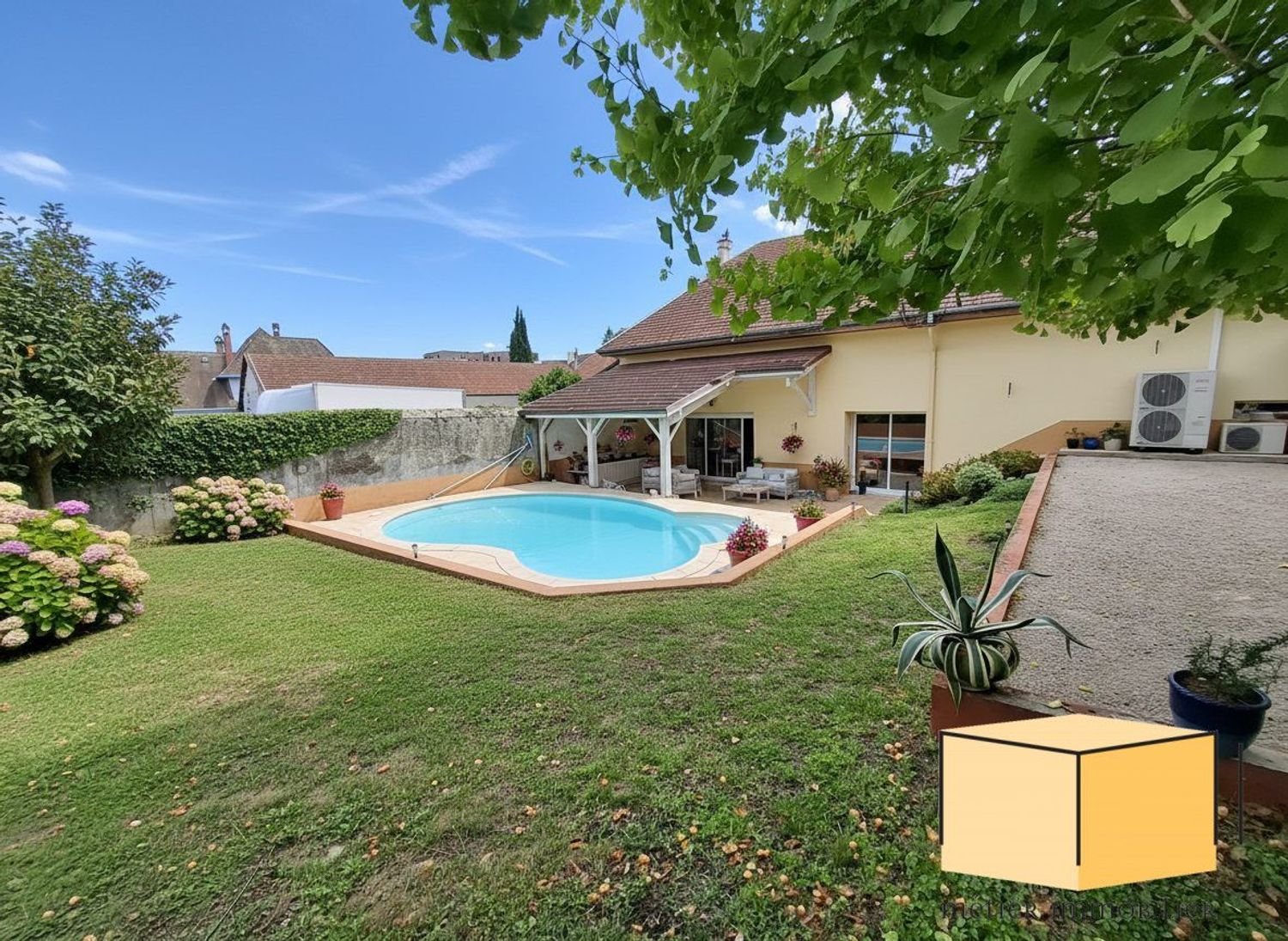 Maison à vendre, 377m², Belley