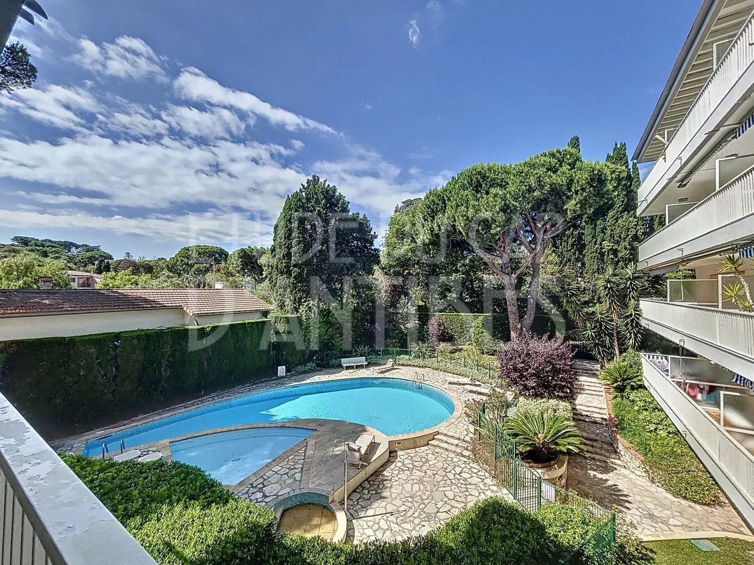 Appartement à louer, 100m², Antibes