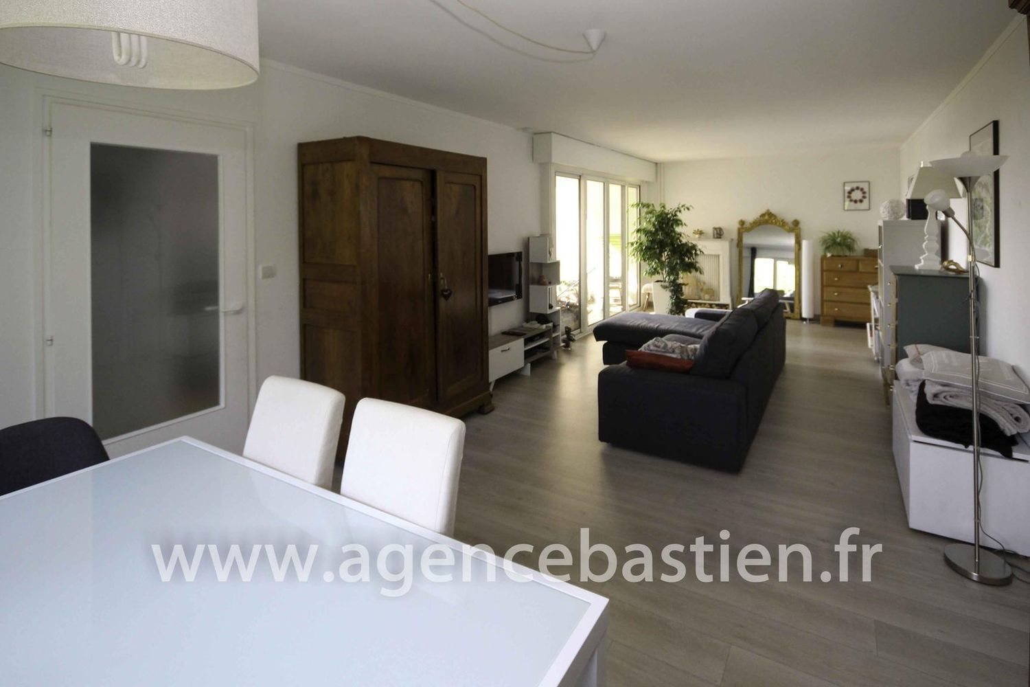Appartement à vendre, 91m², Gex
