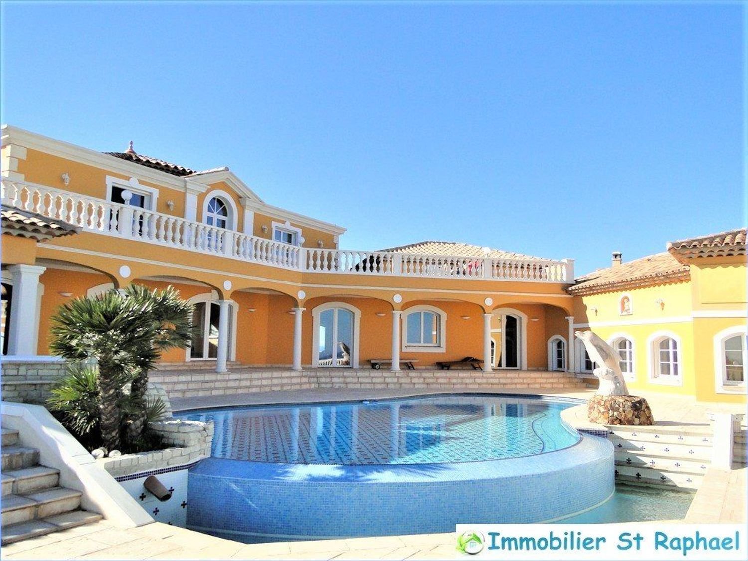 Maison à vendre, 720m², Fréjus