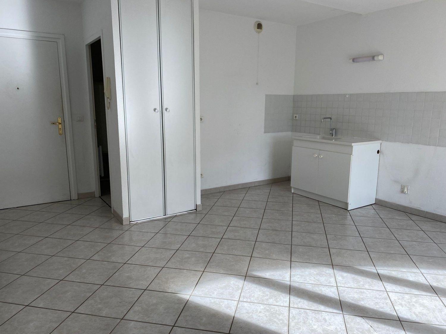 Appartement à louer, 37m², Aubenas