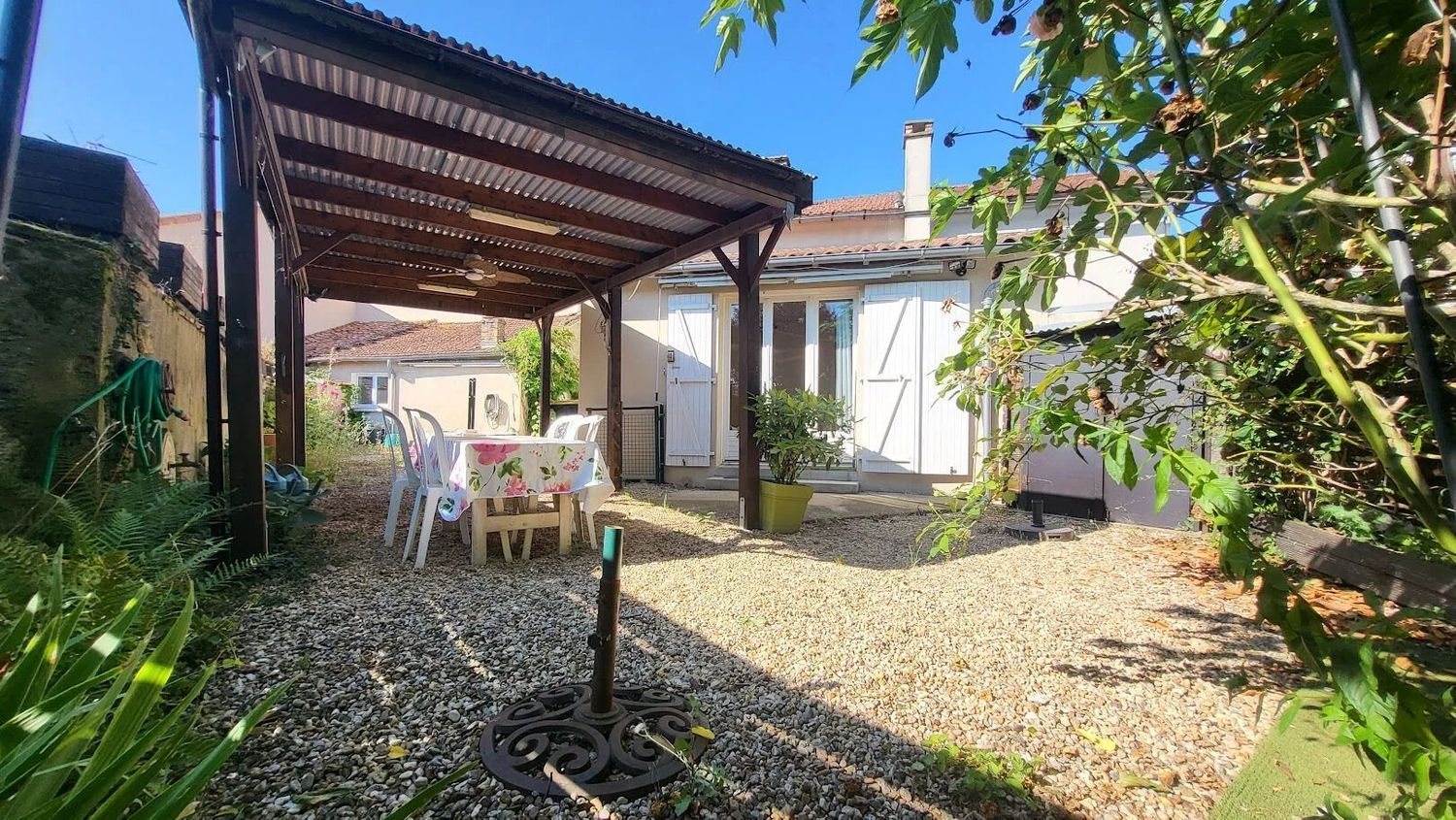 Maison à vendre, 145m², Lussac-les-Châteaux