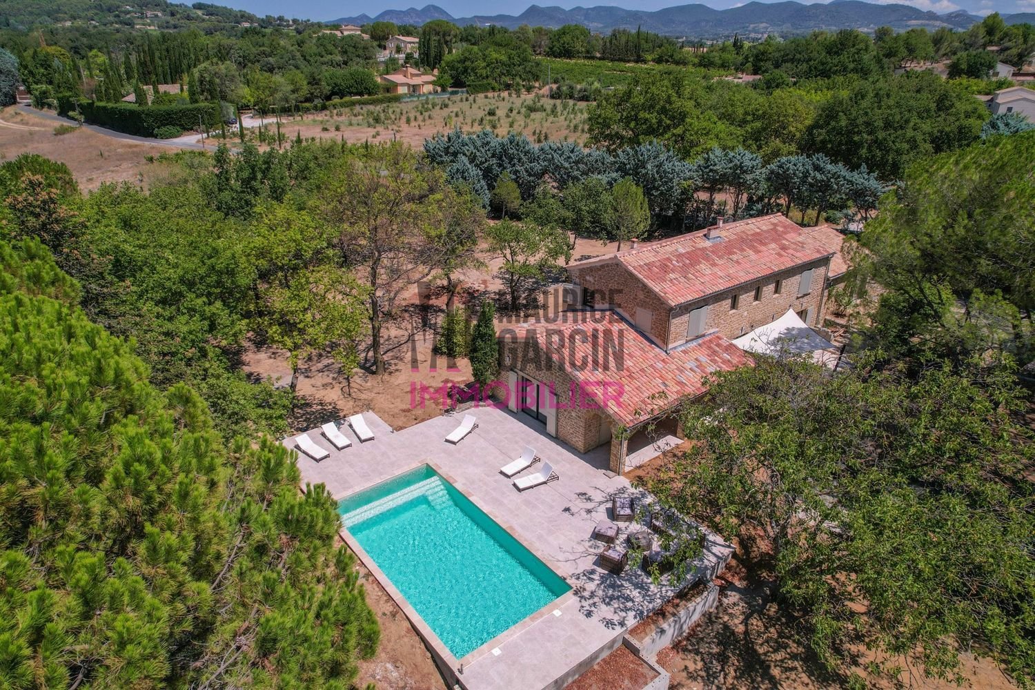 Maison à vendre, 250m², Vaison-la-Romaine