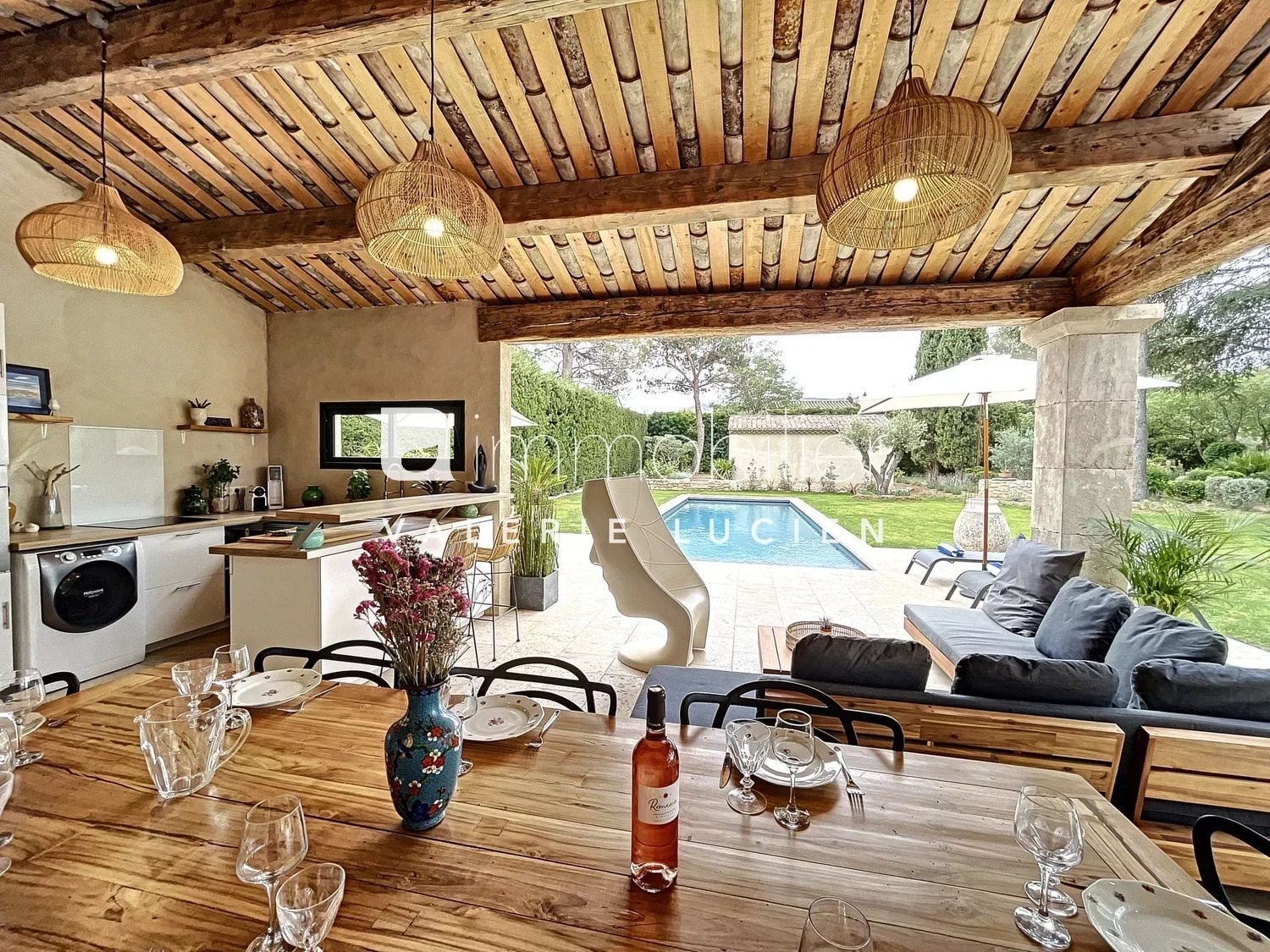 Maison à louer, 160m², Eygalières