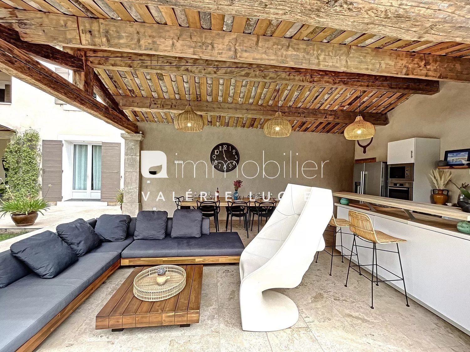 Maison à louer, 160m², Eygalières