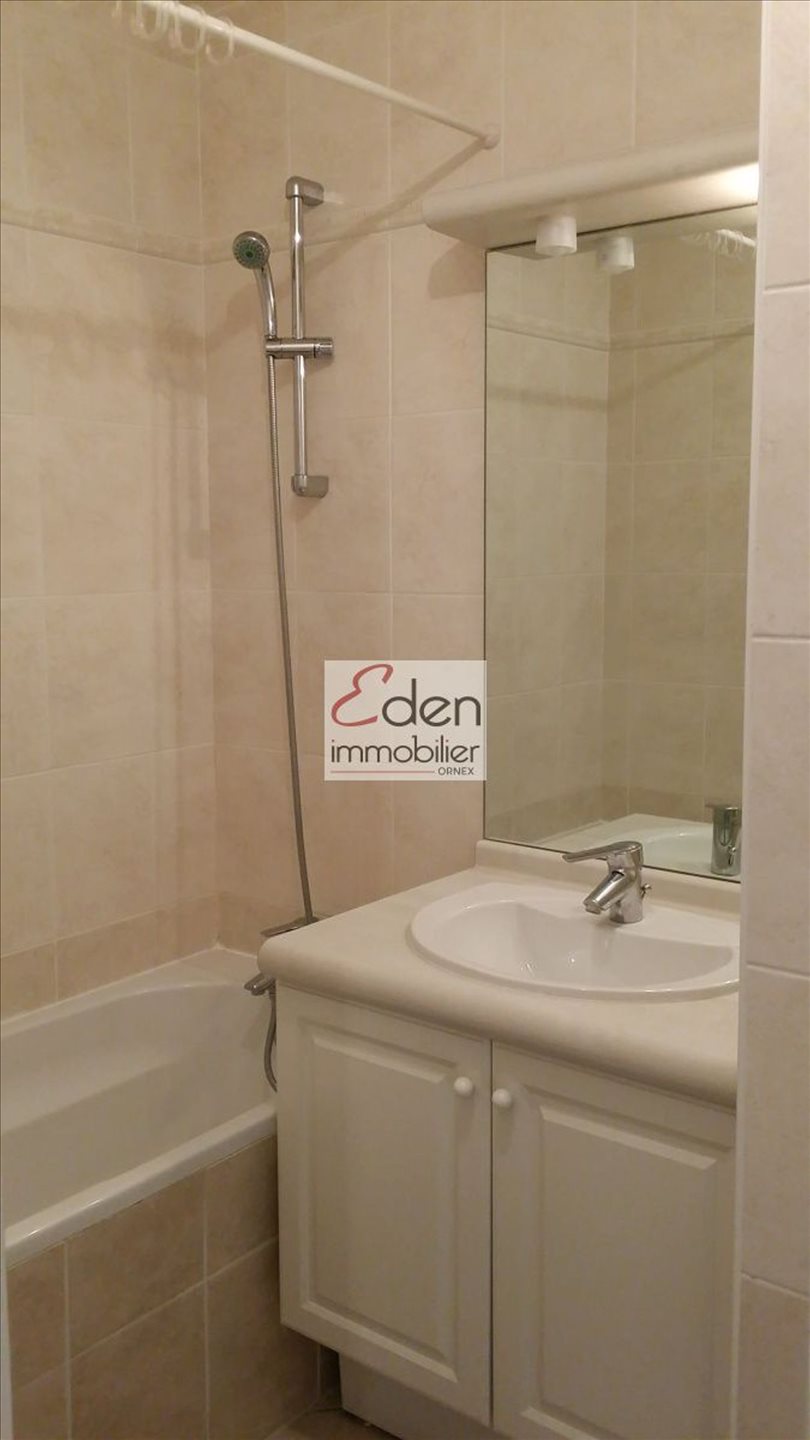 Appartement à louer, 75m², Saint-Genis-Pouilly