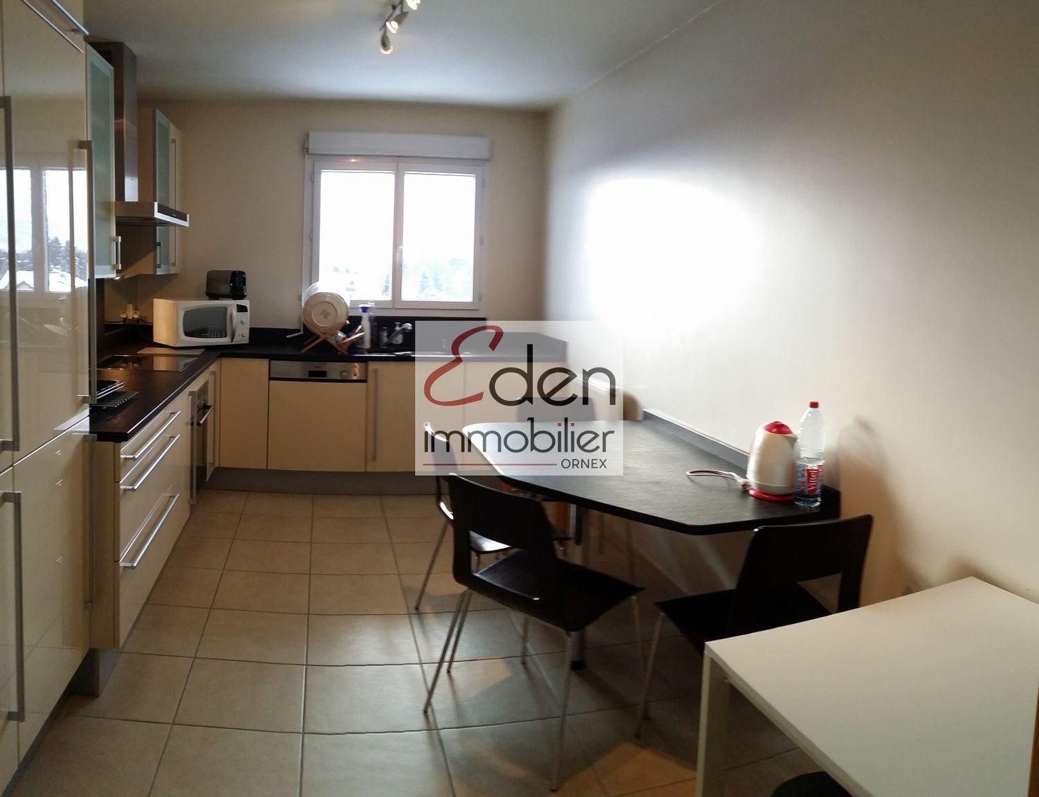 Appartement à louer, 75m², Saint-Genis-Pouilly