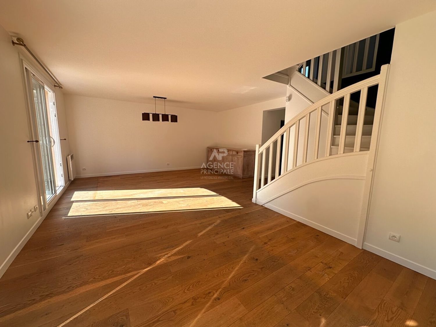 Maison à louer, 163m², Saint-Germain-en-Laye