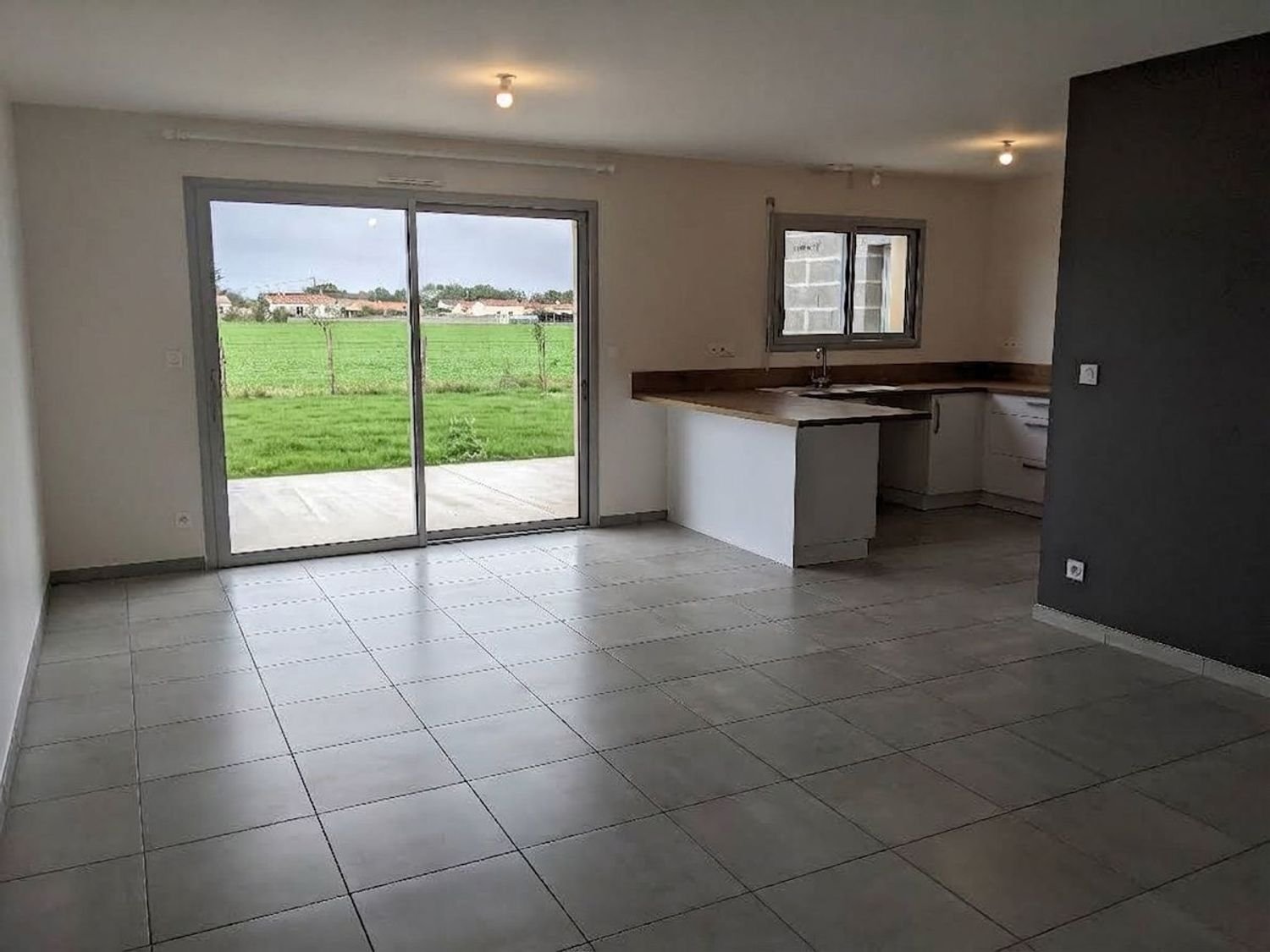 Maison à louer, 76m², Fontenay-le-Comte