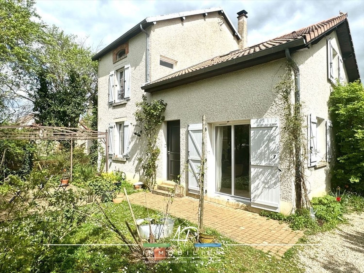 Maison à vendre, 218m², Beire-le-Châtel