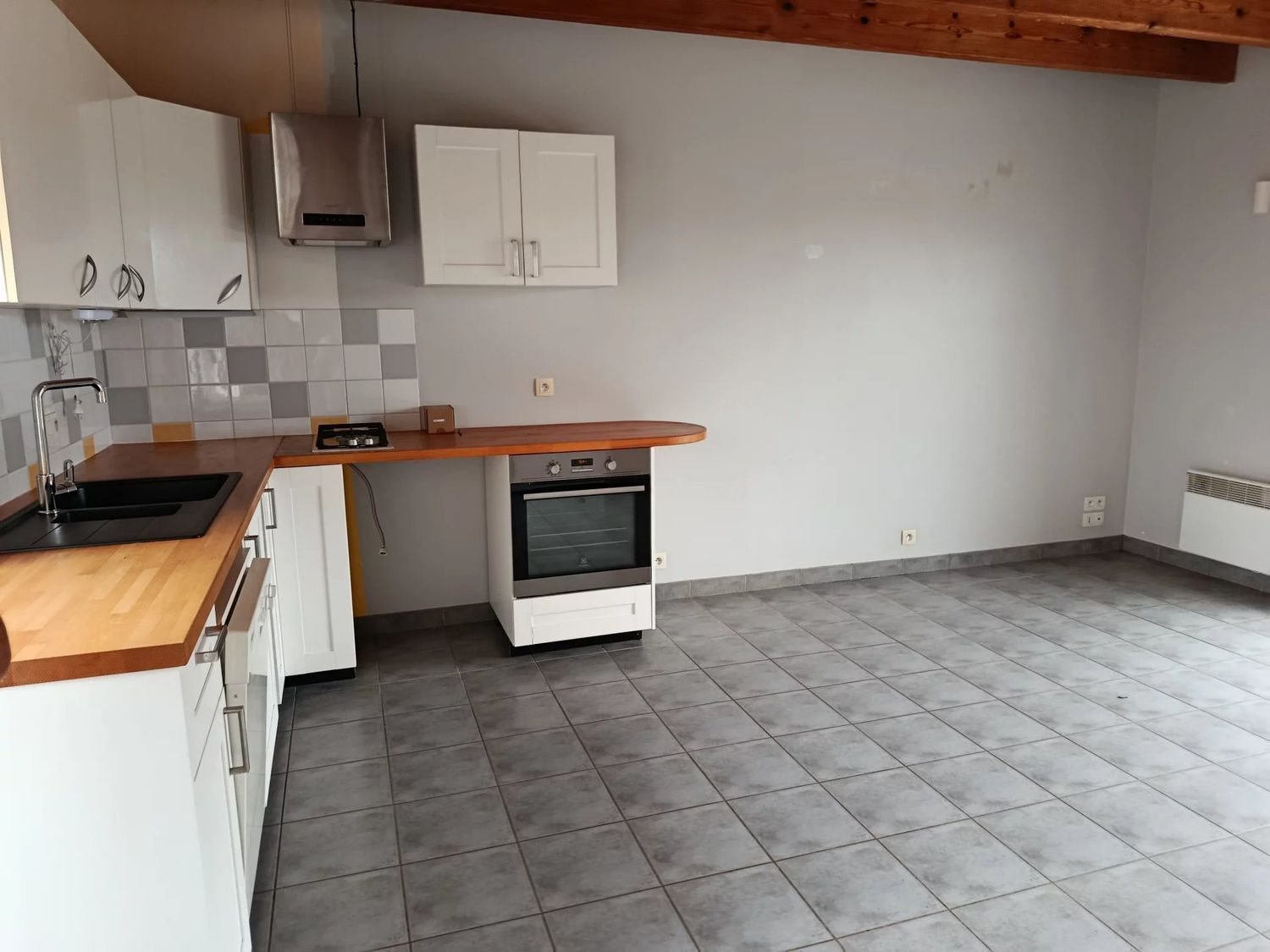 Maison à louer, 43m², Malville