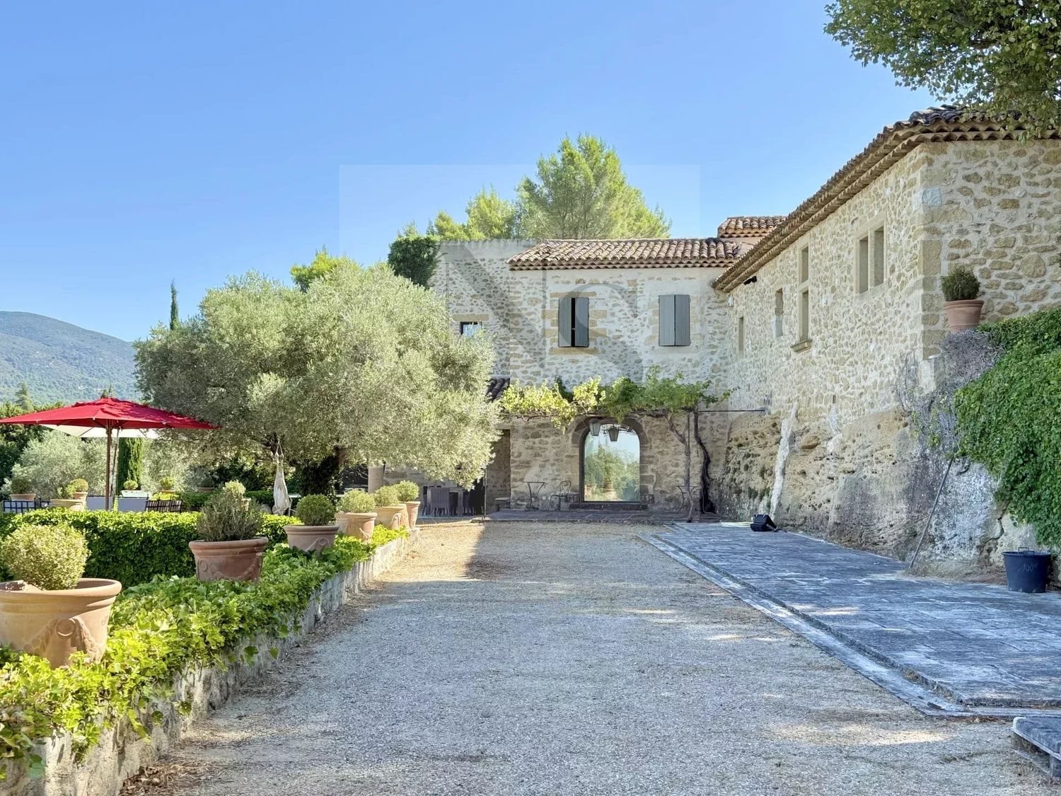 Maison à vendre, 500m², Lourmarin