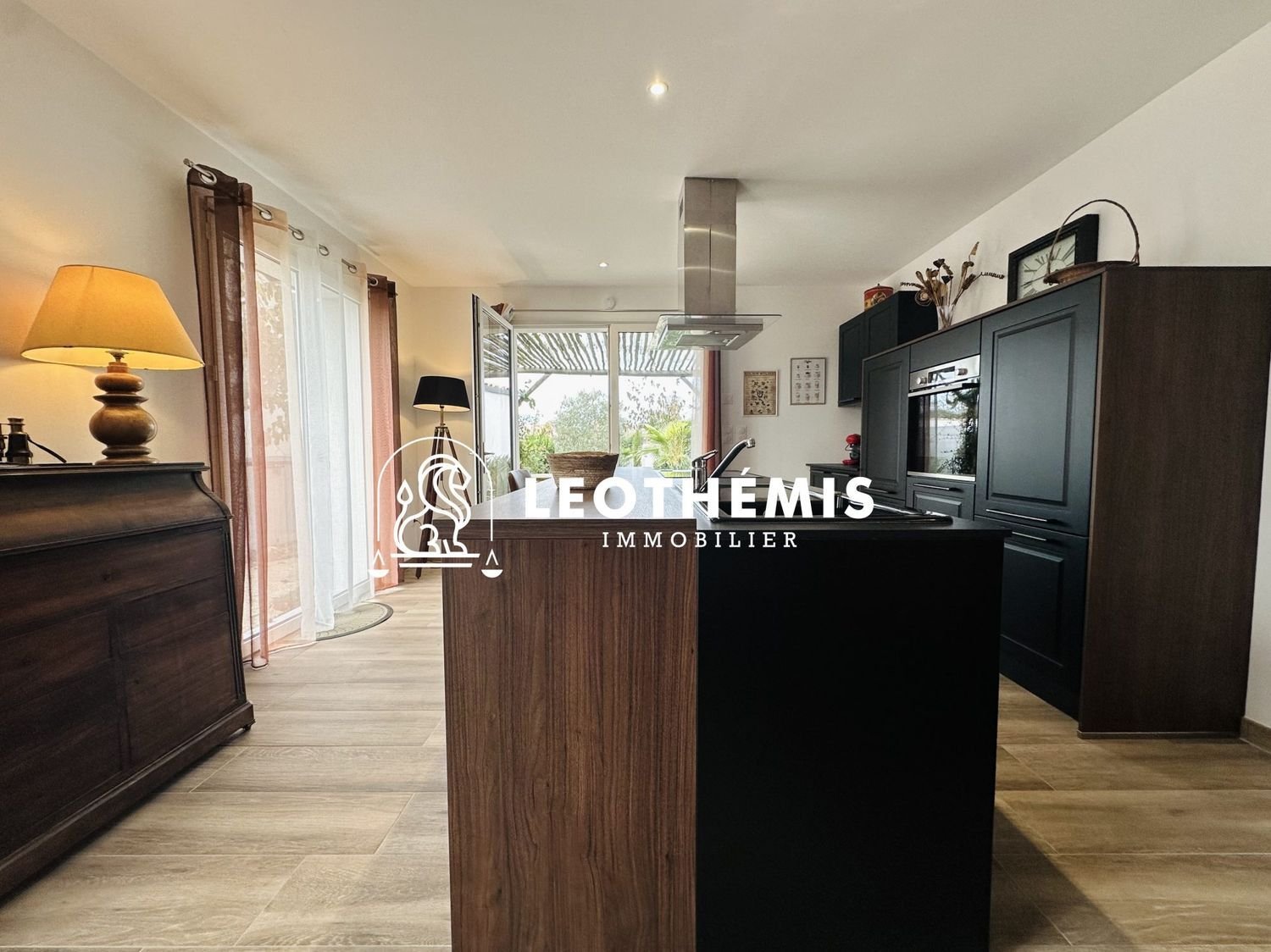 Maison à vendre, 137m², Saint-Just-Luzac