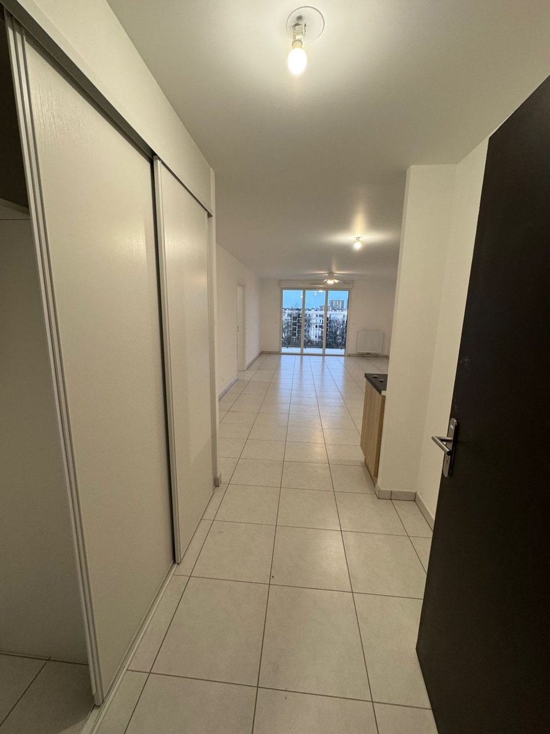 Appartement à louer, 79m², Bordeaux