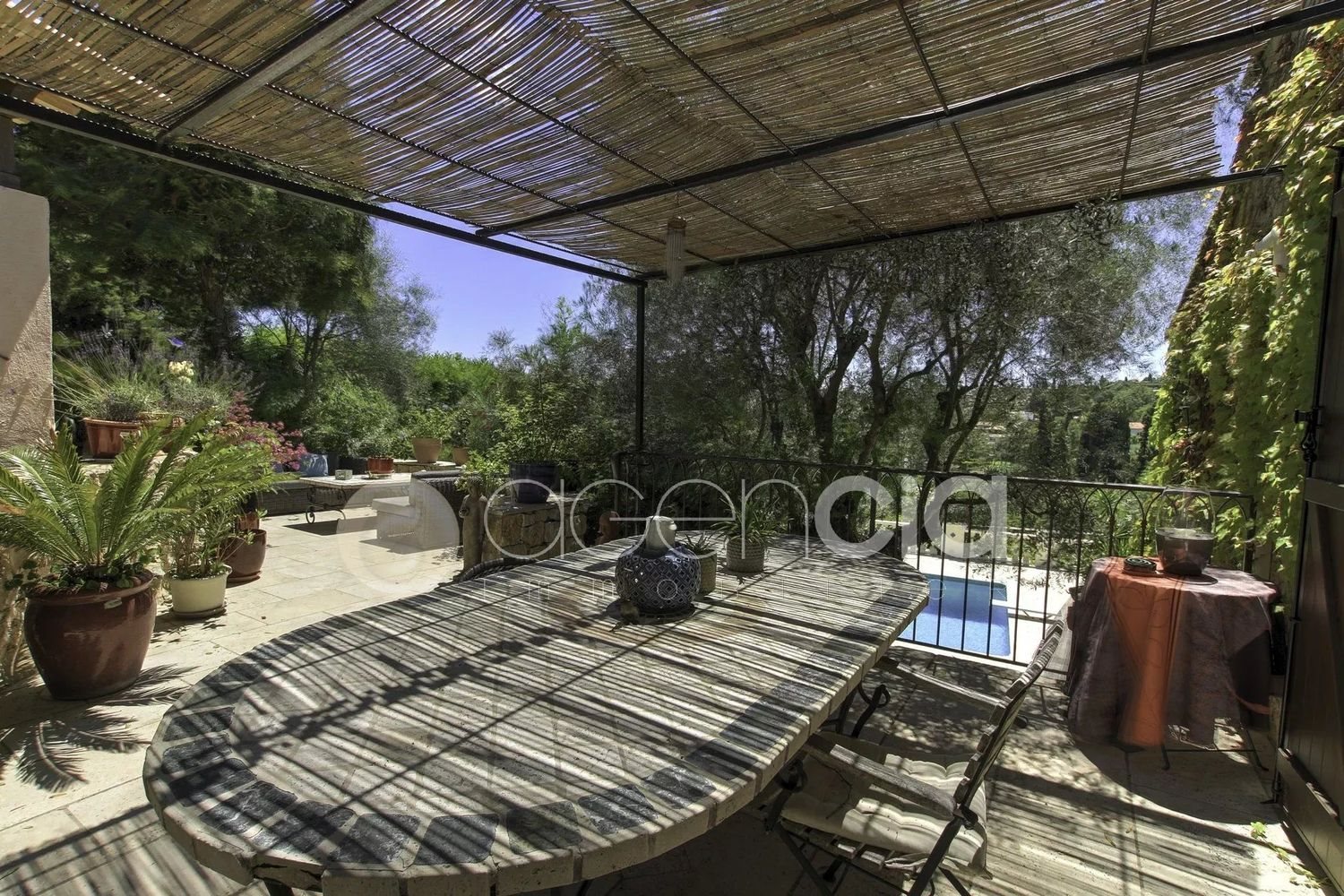 Maison à vendre, 245m², Le Rouret