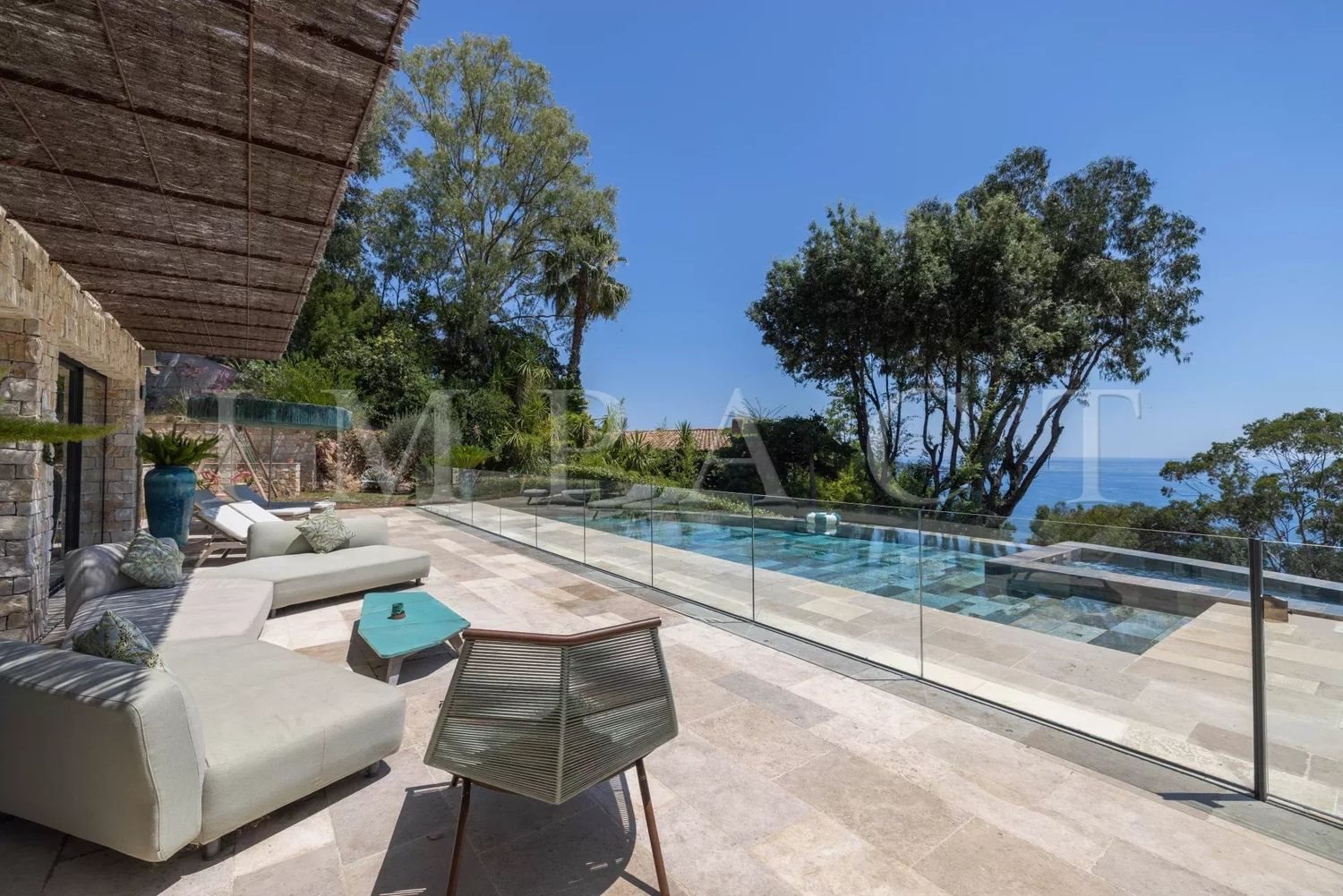 Maison à louer, 420m², Vallauris