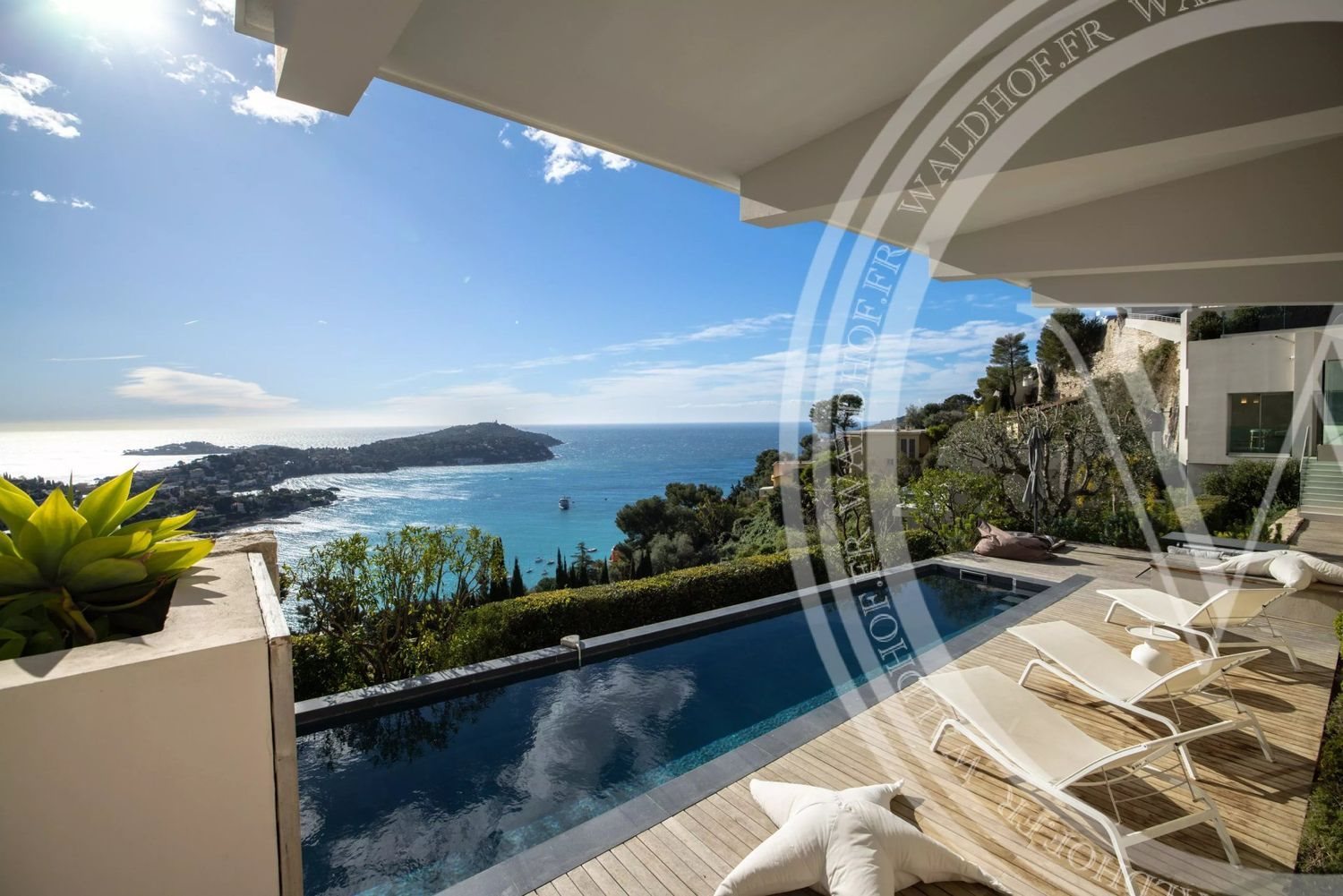 Maison à louer, 440m², Villefranche-sur-Mer