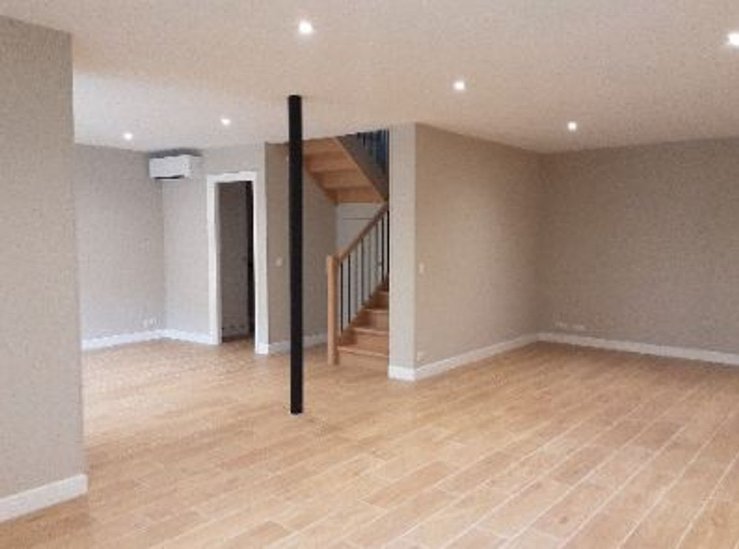 Appartement à louer, 117m², Bordeaux