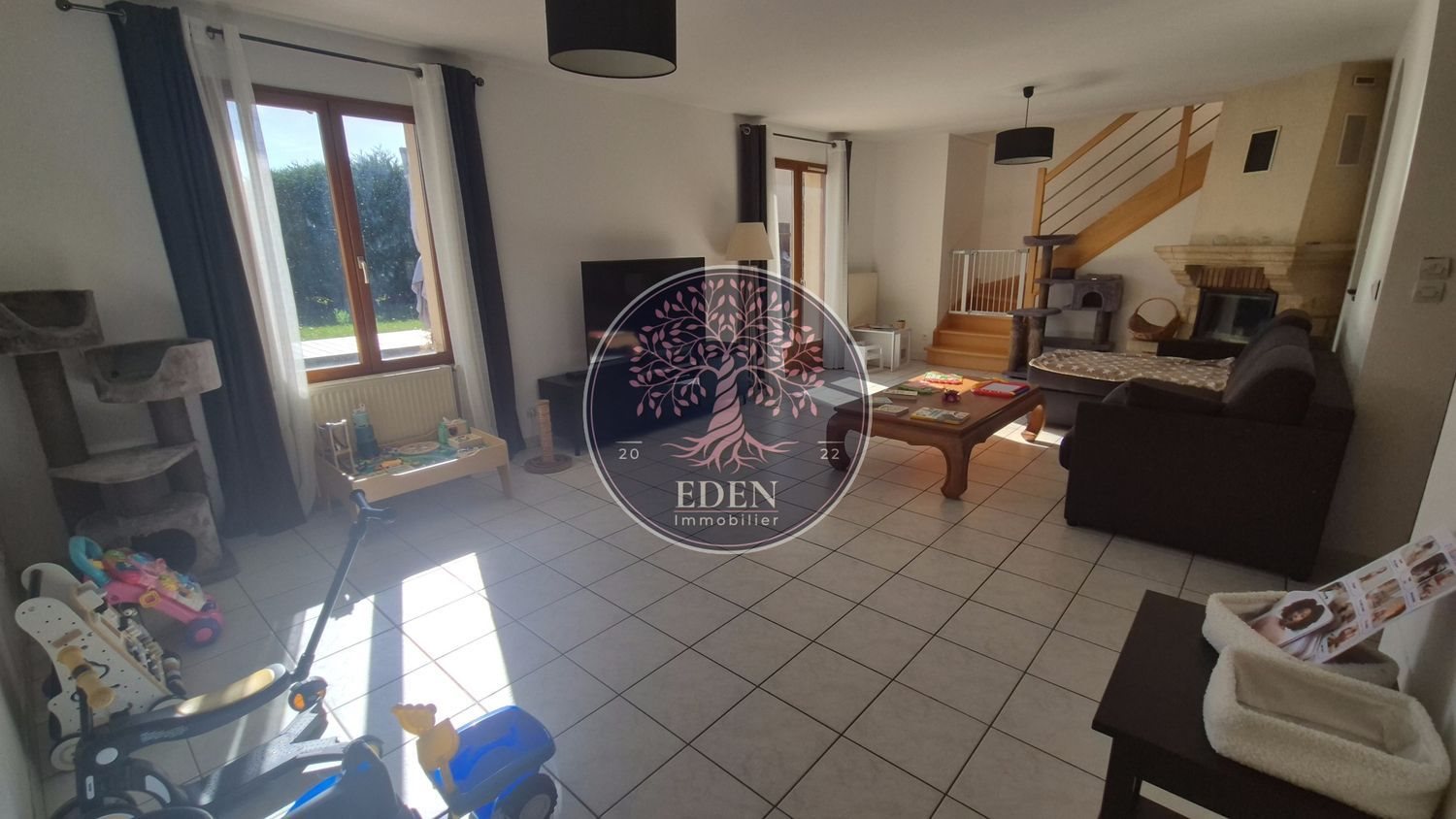 Maison à vendre, 197m², Abondant