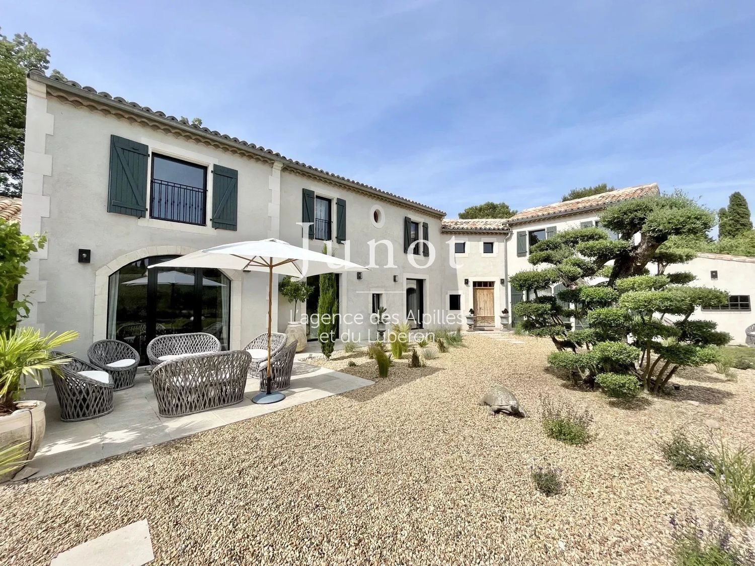 Maison à louer, 300m², Saint-Rémy-de-Provence