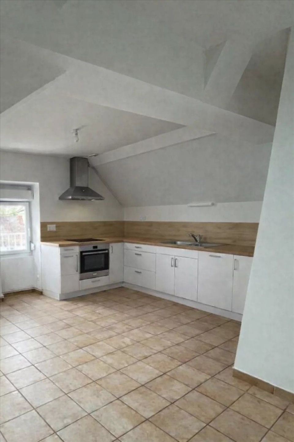Appartement à louer, 71m², Blanzy
