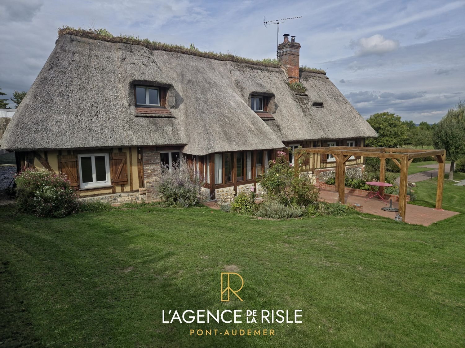 Maison à vendre, 122m², Saint-Samson-de-la-Roque
