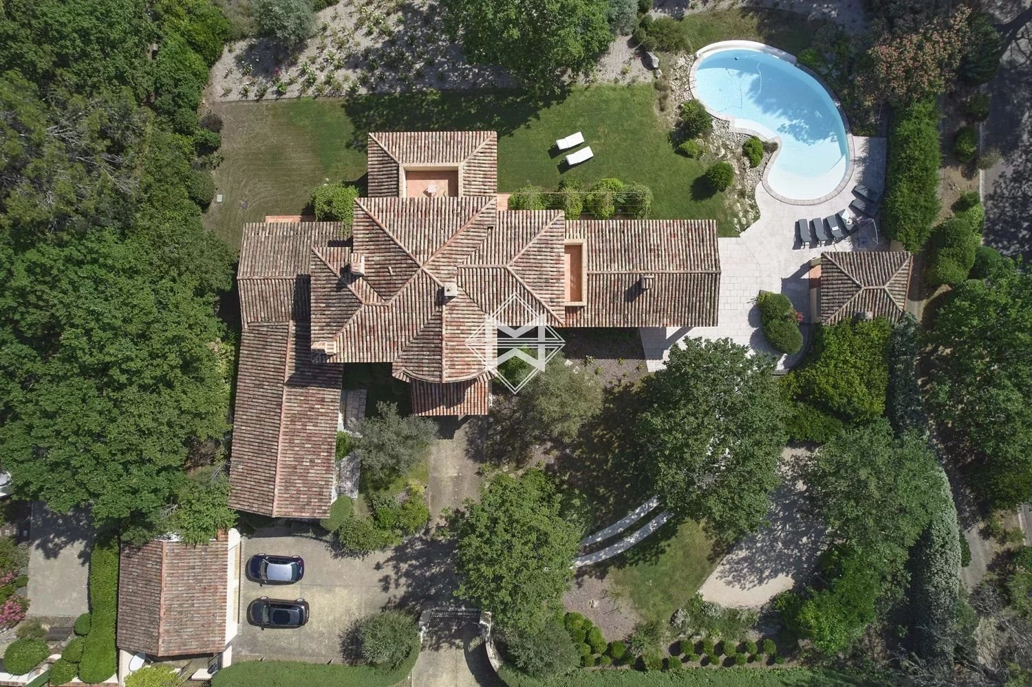 Maison à louer, 272m², Tourrettes