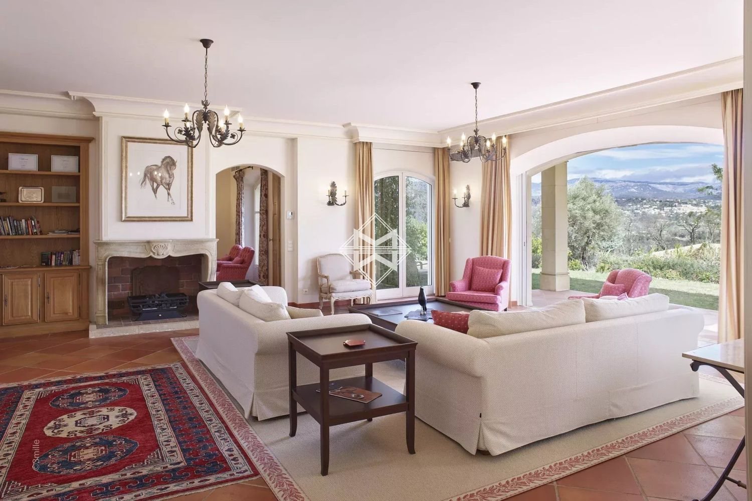 Maison à louer, 272m², Tourrettes