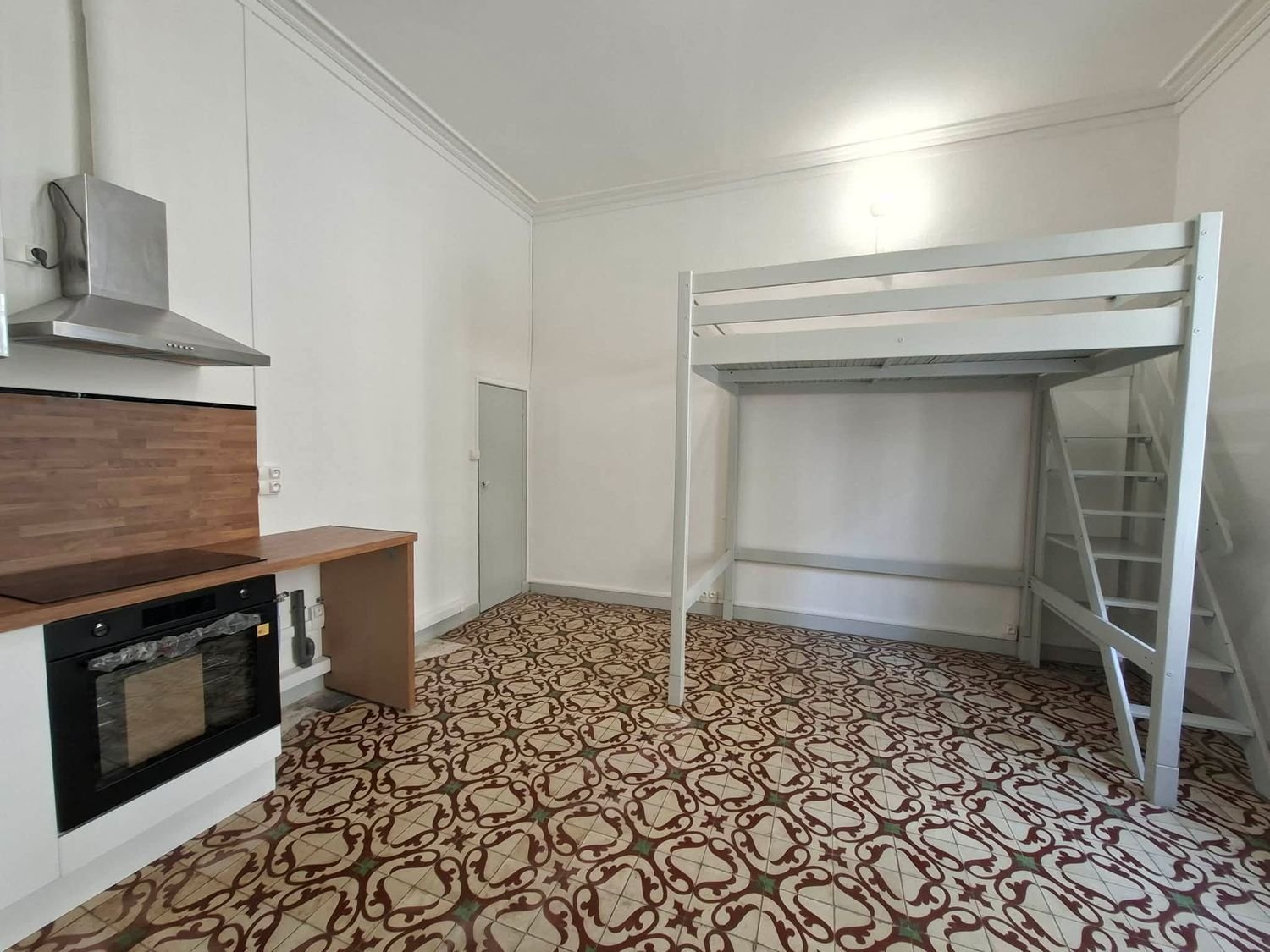 Appartement à louer, 22m², Nîmes