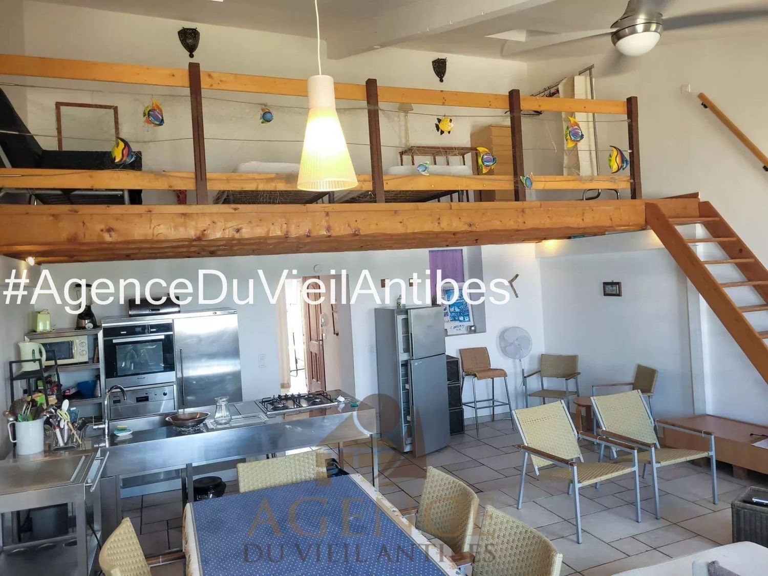 Appartement à louer, 84m², Antibes