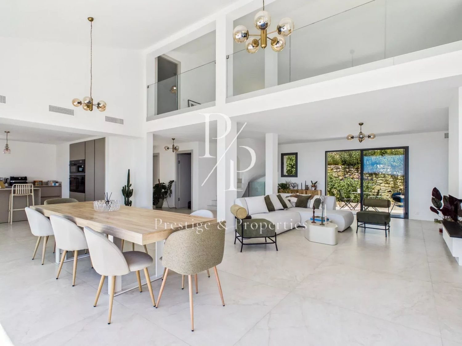 Maison à vendre, 375m², Antibes
