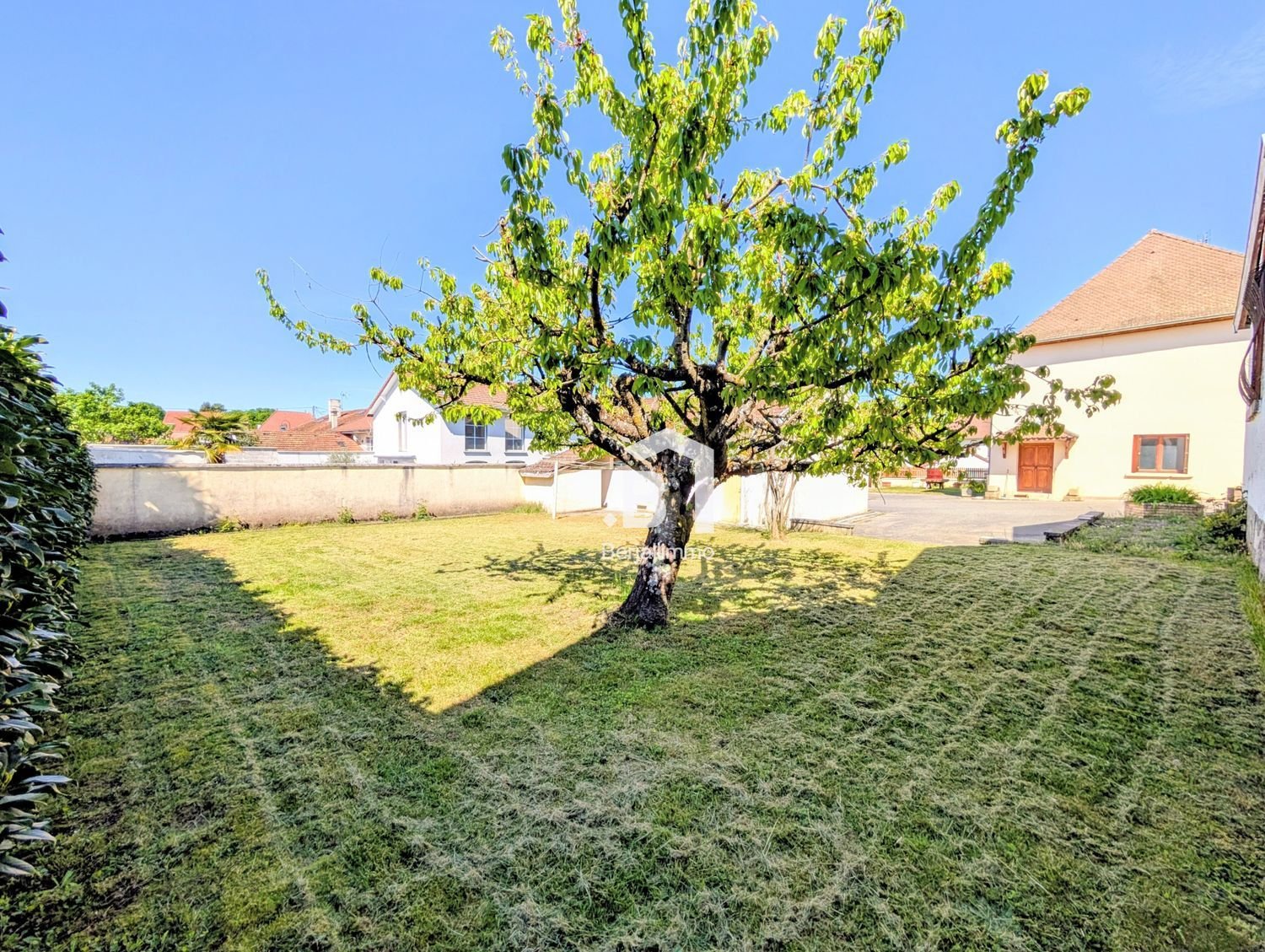 Maison à vendre, 263m², Saint-André-le-Gaz