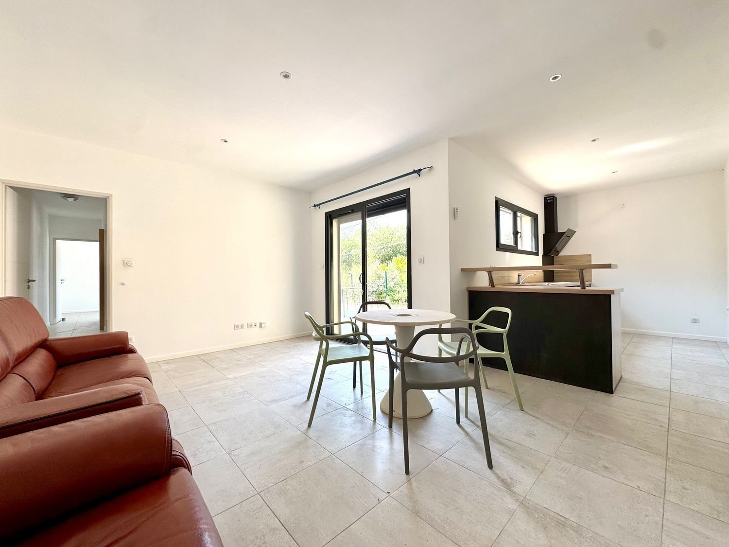 Maison à louer, 66m², Malaucène