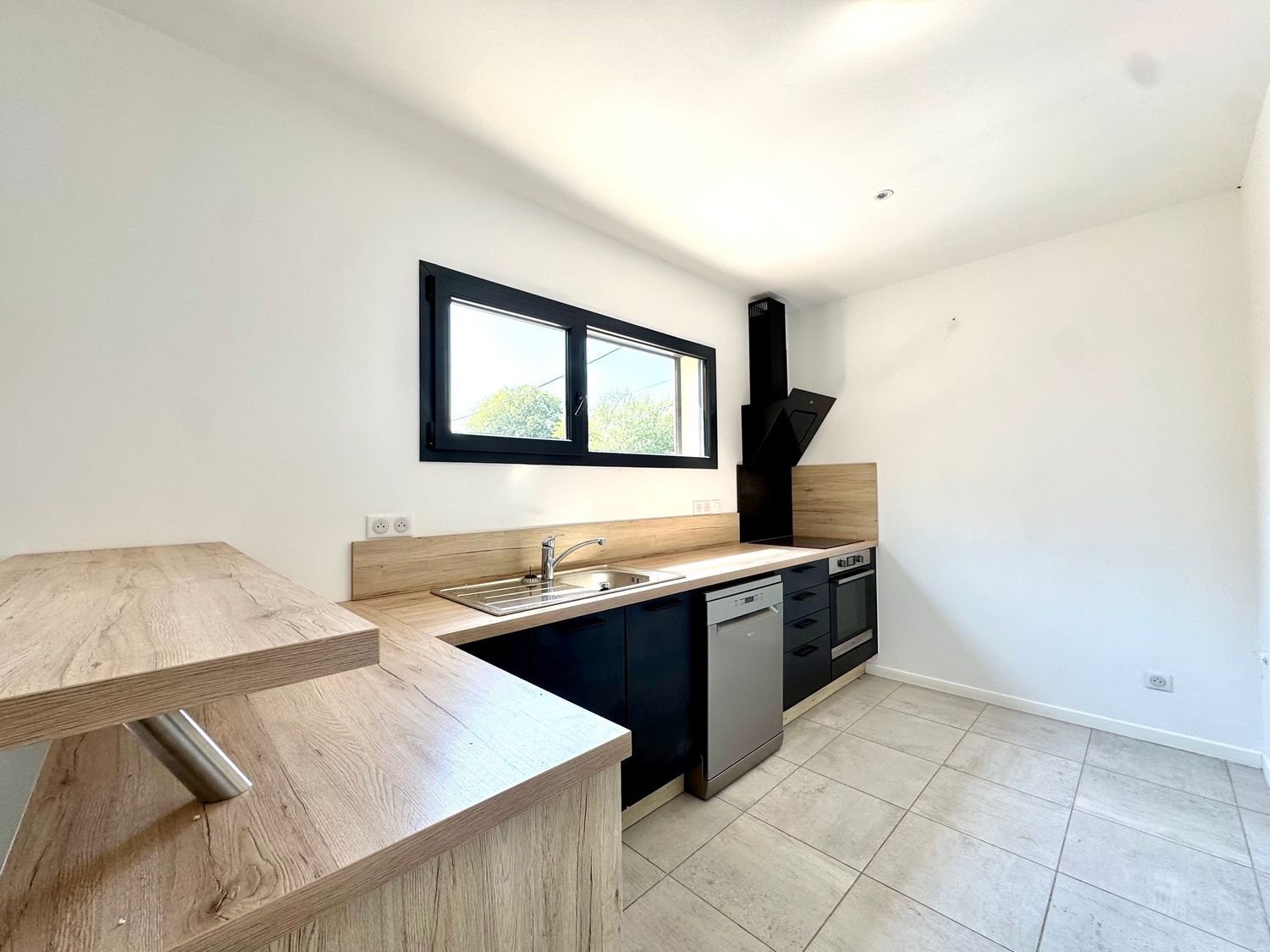 Maison à louer, 66m², Malaucène