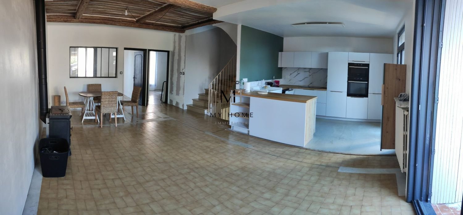 Maison à vendre, 140m², Pouzolles