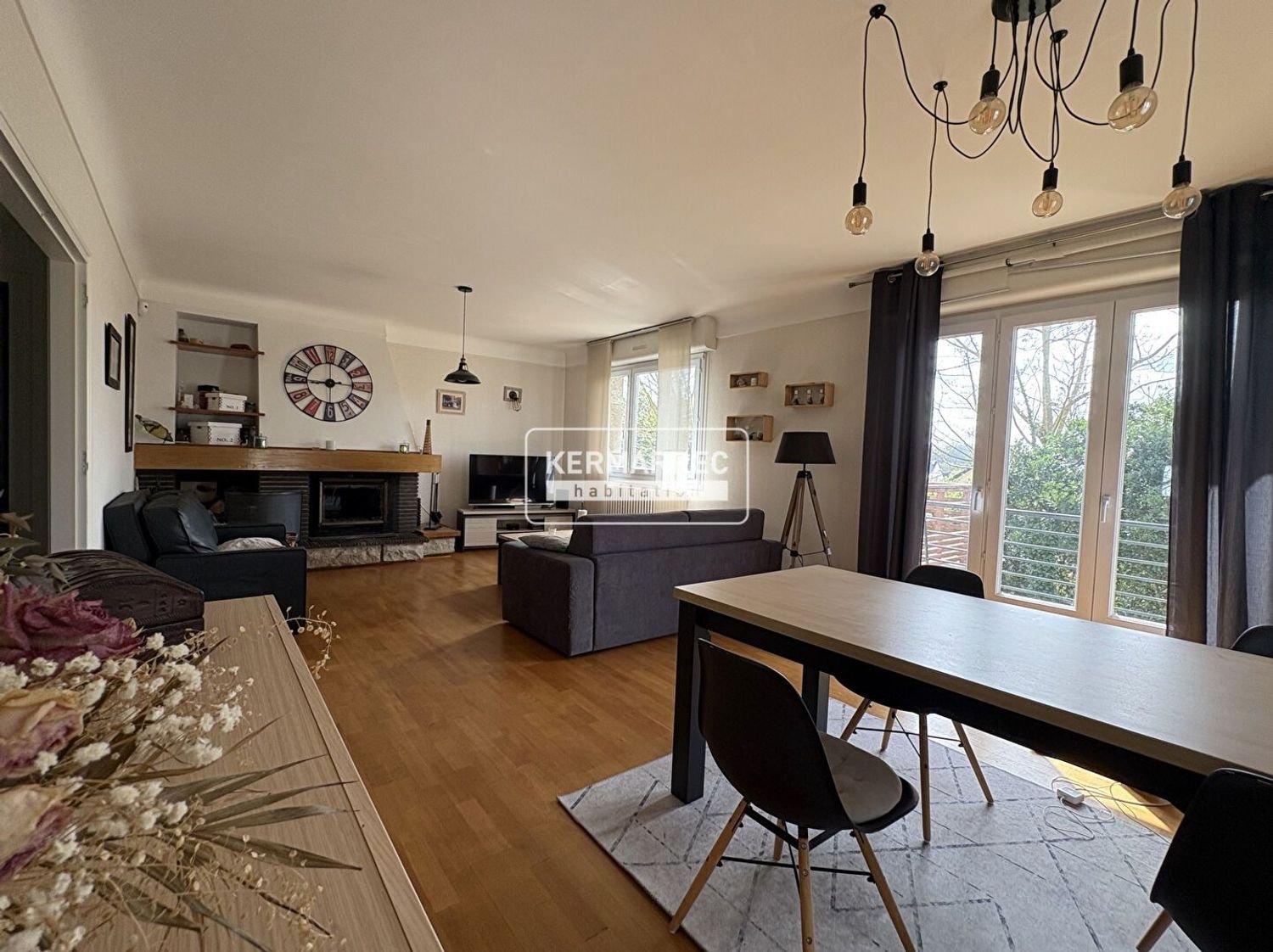 Maison à vendre, 223m², Bourg-des-Comptes