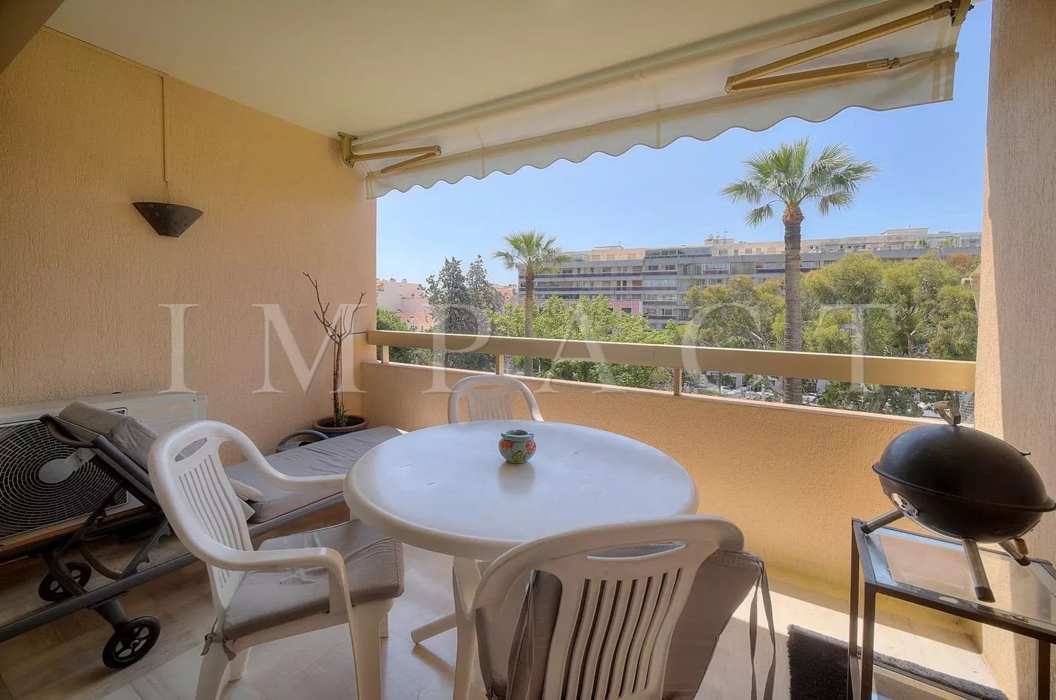 Appartement à louer, 74m², Cannes