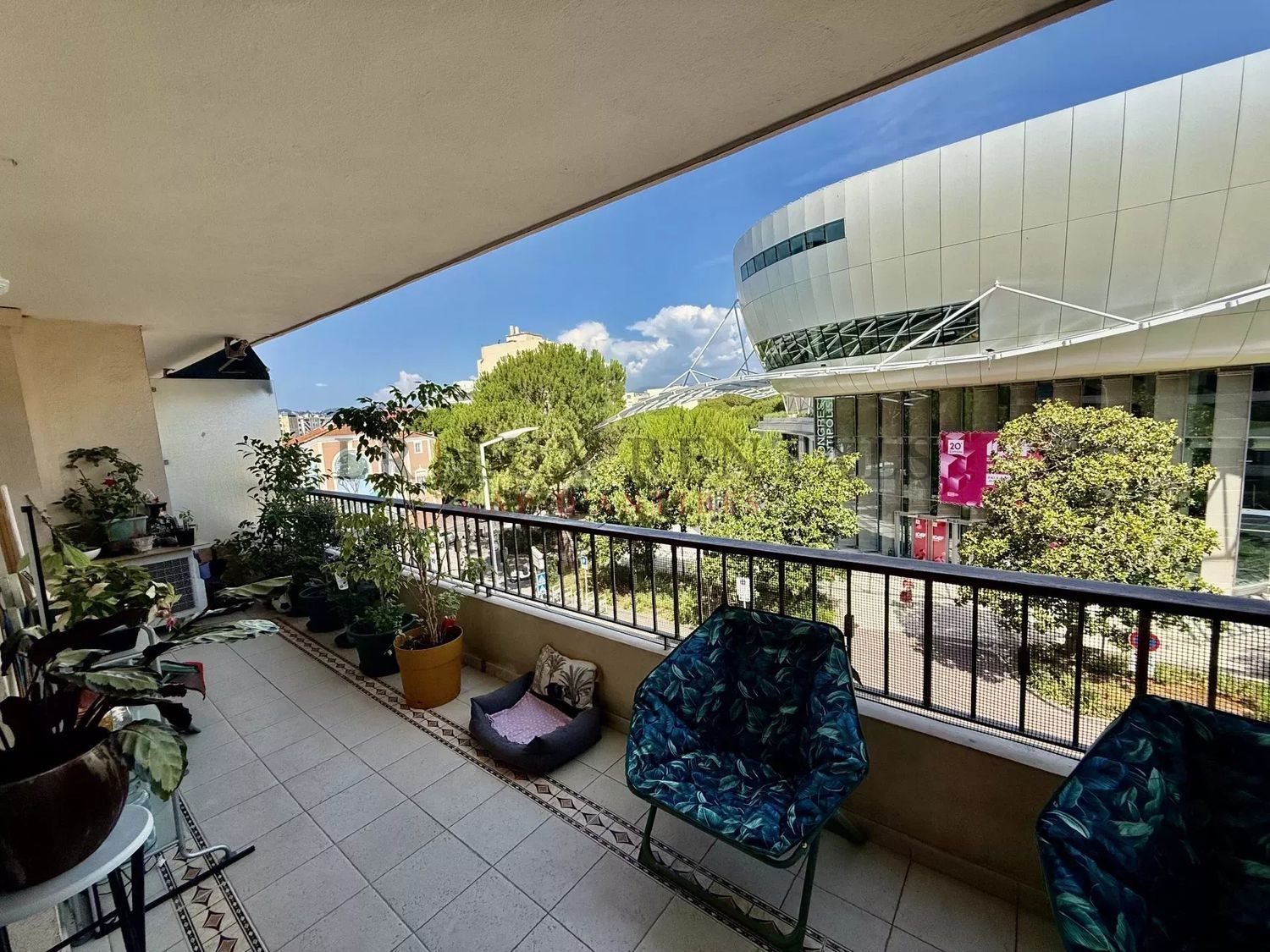 Appartement à louer, 62m², Antibes