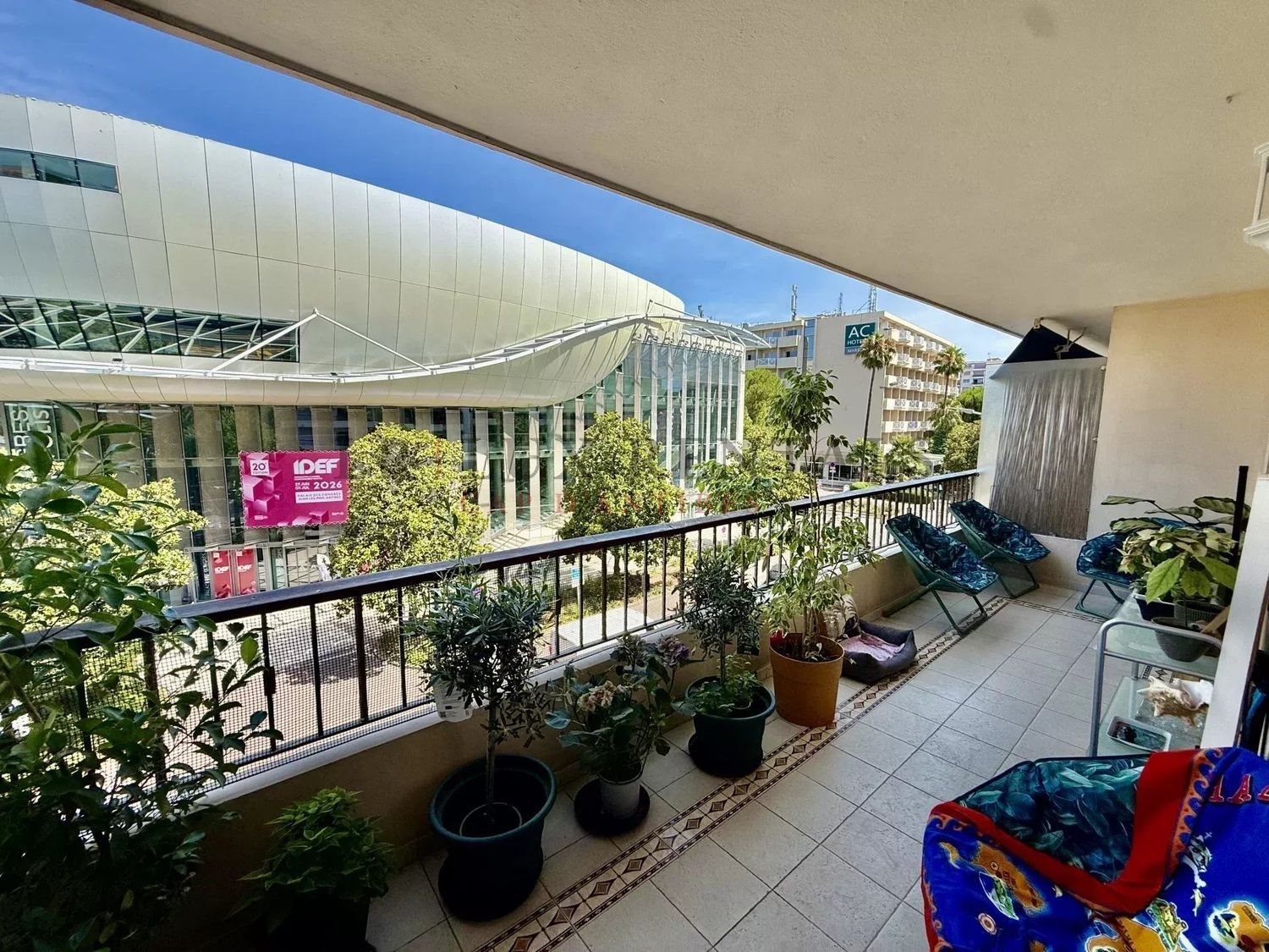 Appartement à louer, 62m², Antibes