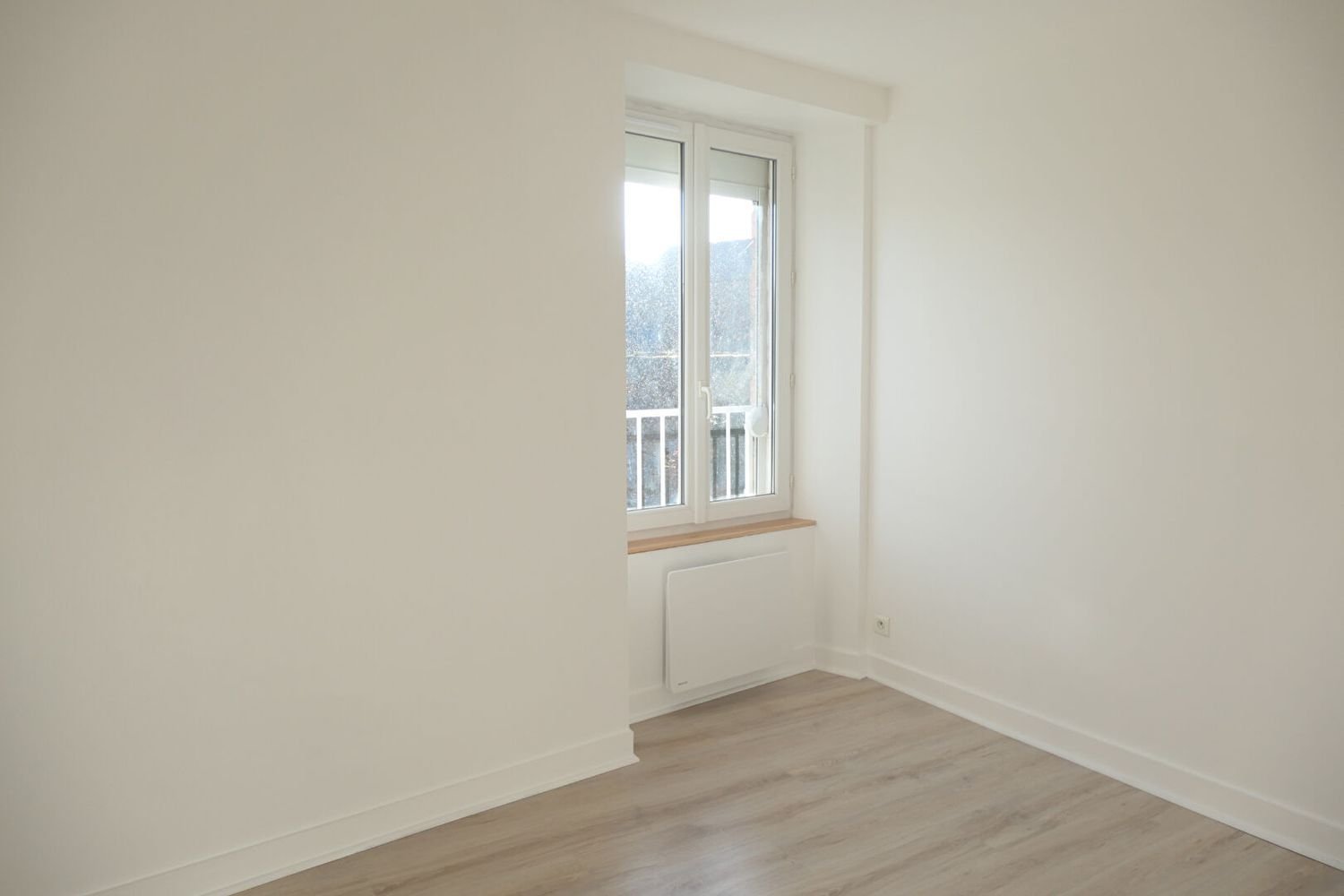 Maison à louer, 57m², Brûlon