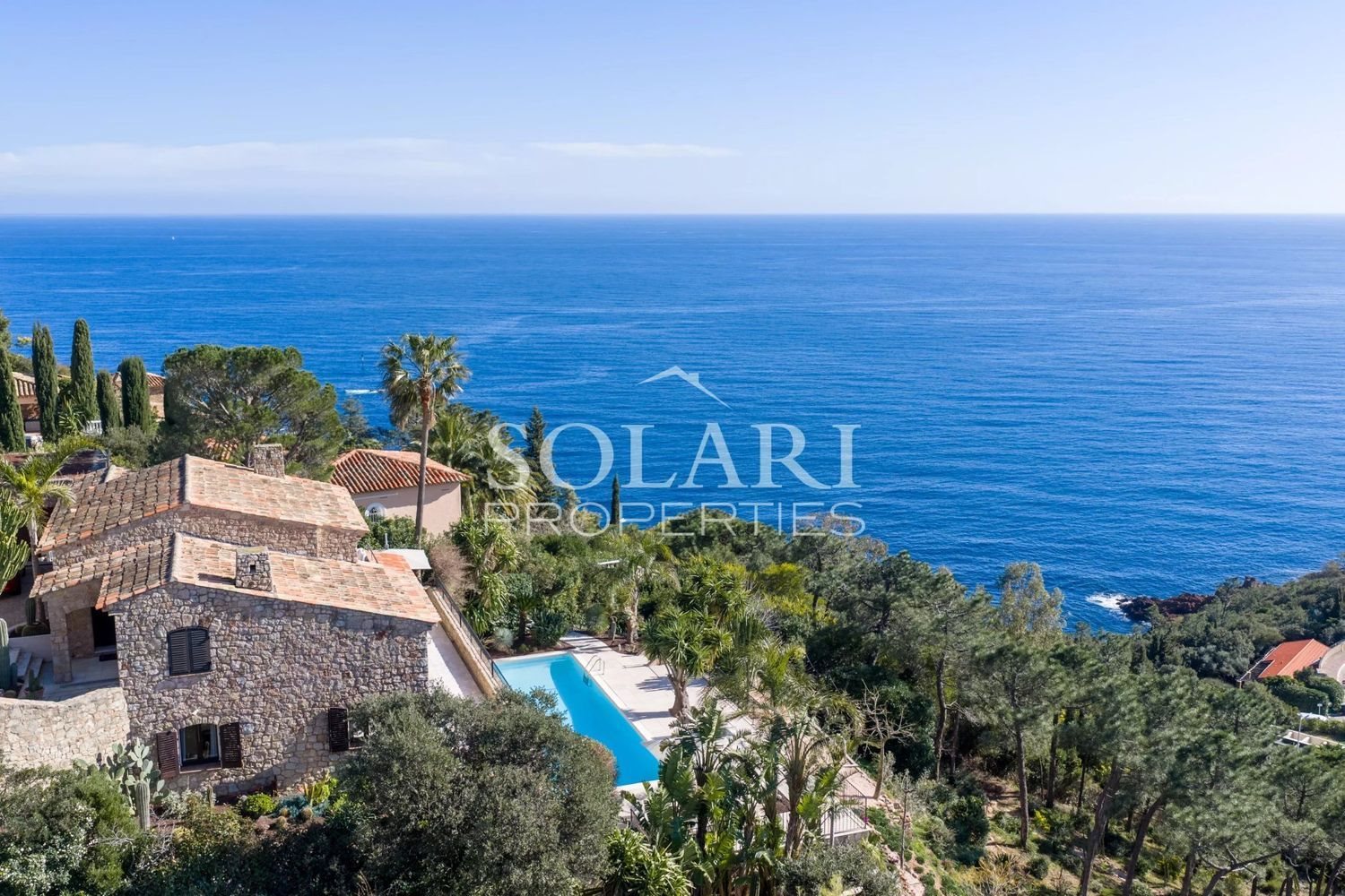 Maison à louer, 200m², Théoule-sur-Mer