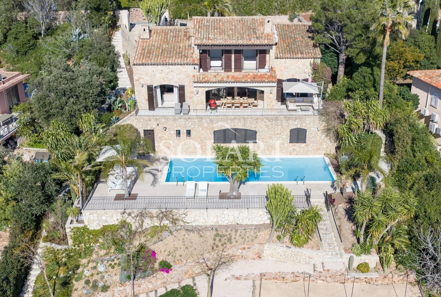 Maison à louer, 200m², Théoule-sur-Mer