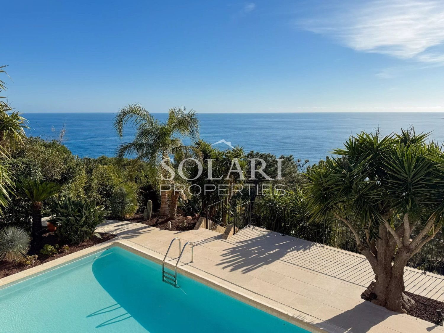Maison à louer, 200m², Théoule-sur-Mer